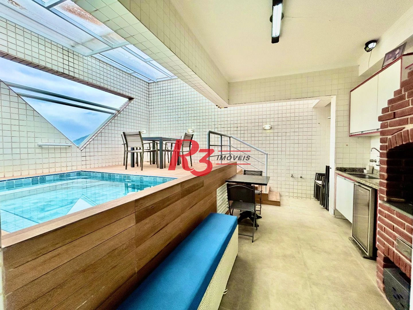 Cobertura com 3 dormitórios à venda, 137 m² por R$ 1.100.000,00 - Campo Grande - Santos/SP