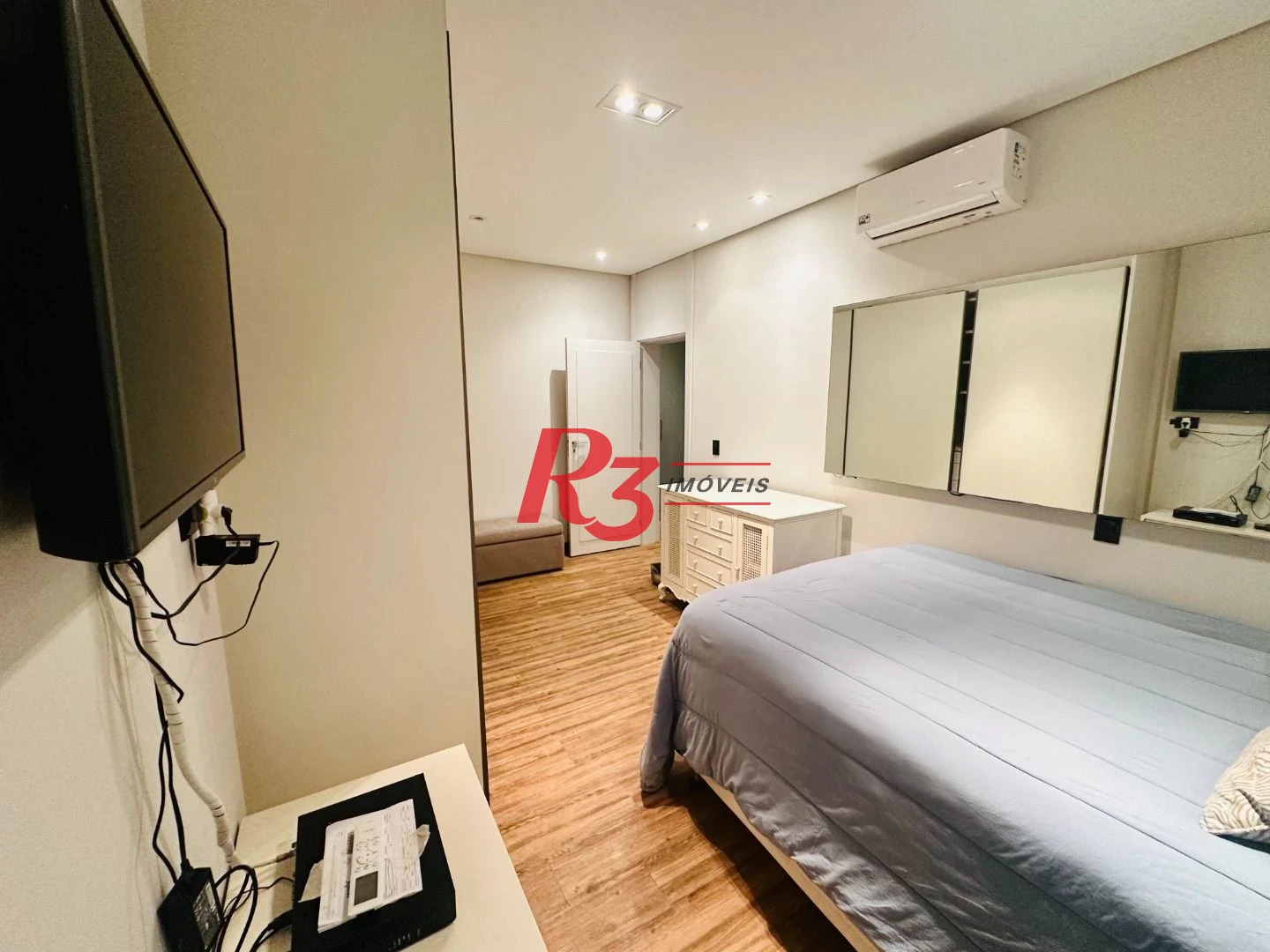 Cobertura com 4 suítes à venda na Vila Rica, 440 m² por R$ 8.000.000 - Santos/SP