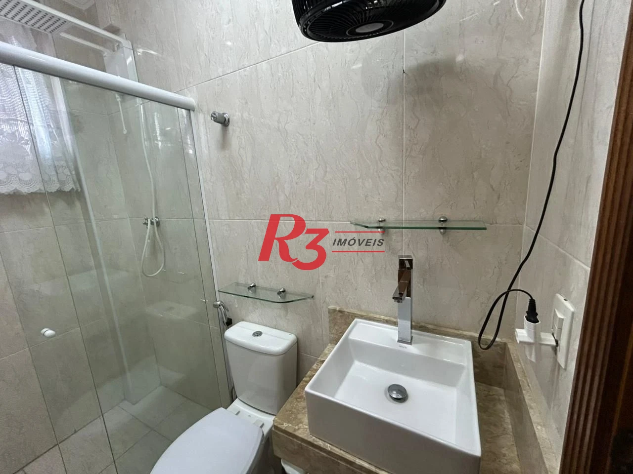 CASA 3 DORMITÓRIOS EM SANTOS