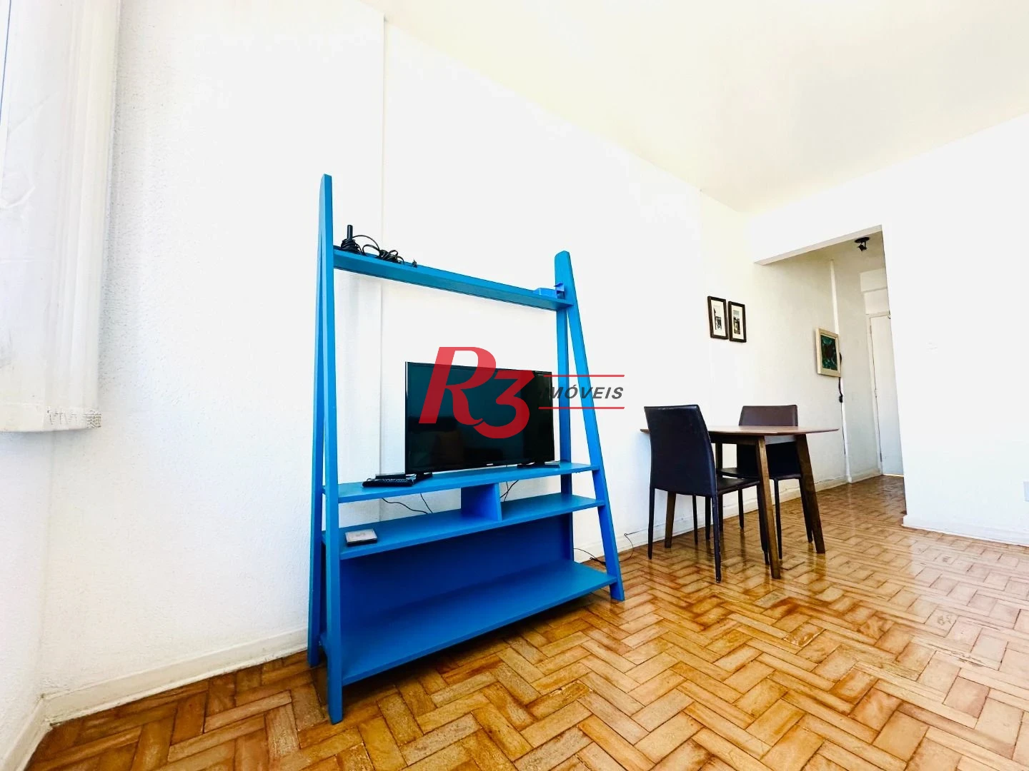 Apartamento com 1 dormitório para alugar, 44 m² por R$ 3.000,02/mês - Pompéia - Santos/SP