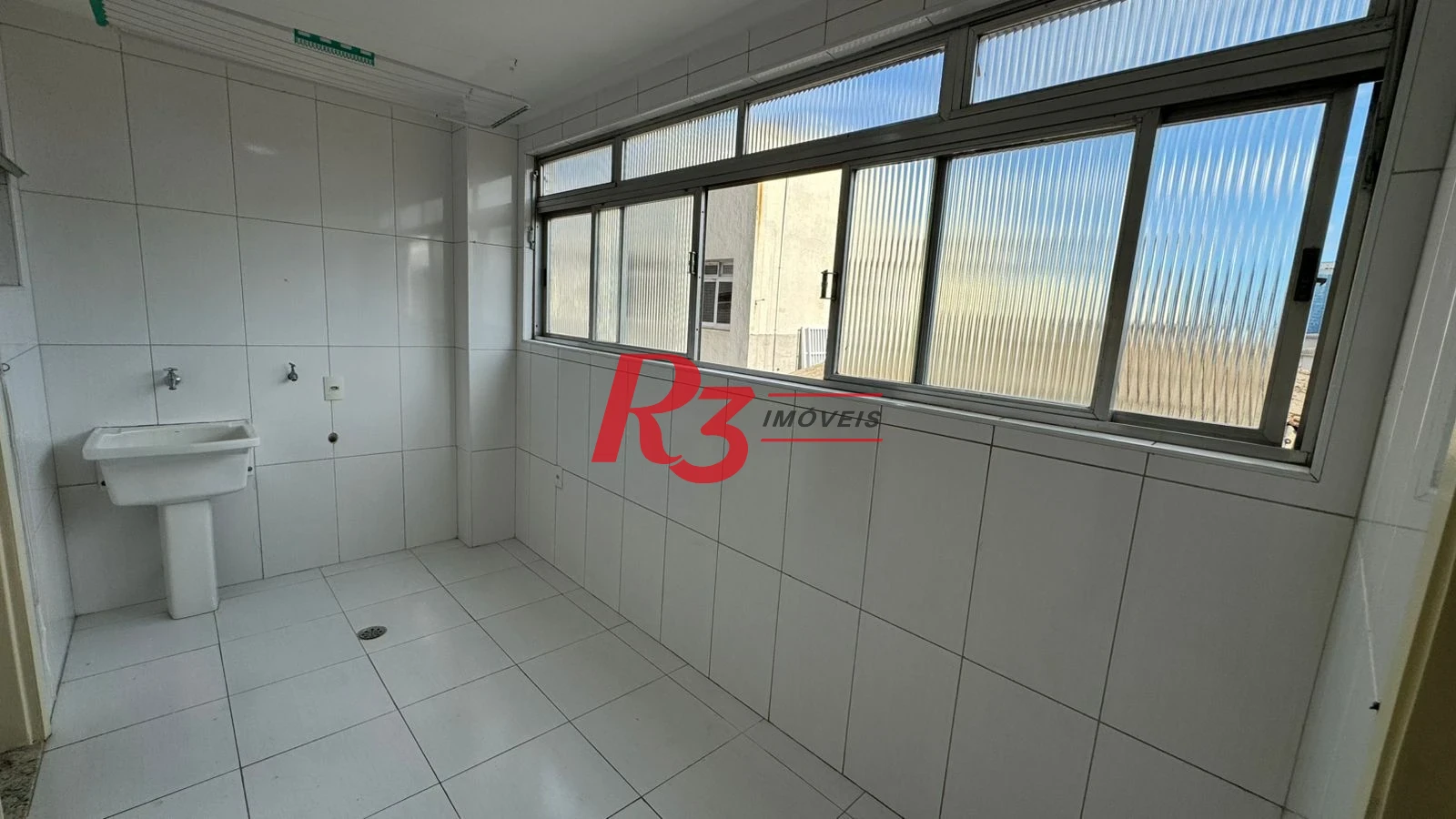 Apartamento com 3 dormitórios para alugar, 127 m² por R$ 4.250,00/mês - Aparecida - Santos/SP