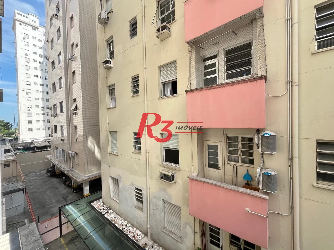 Apartamento com 1 dormitório para alugar, 42 m² por R$ 3.700,02/mês - Boqueirão - Santos/SP