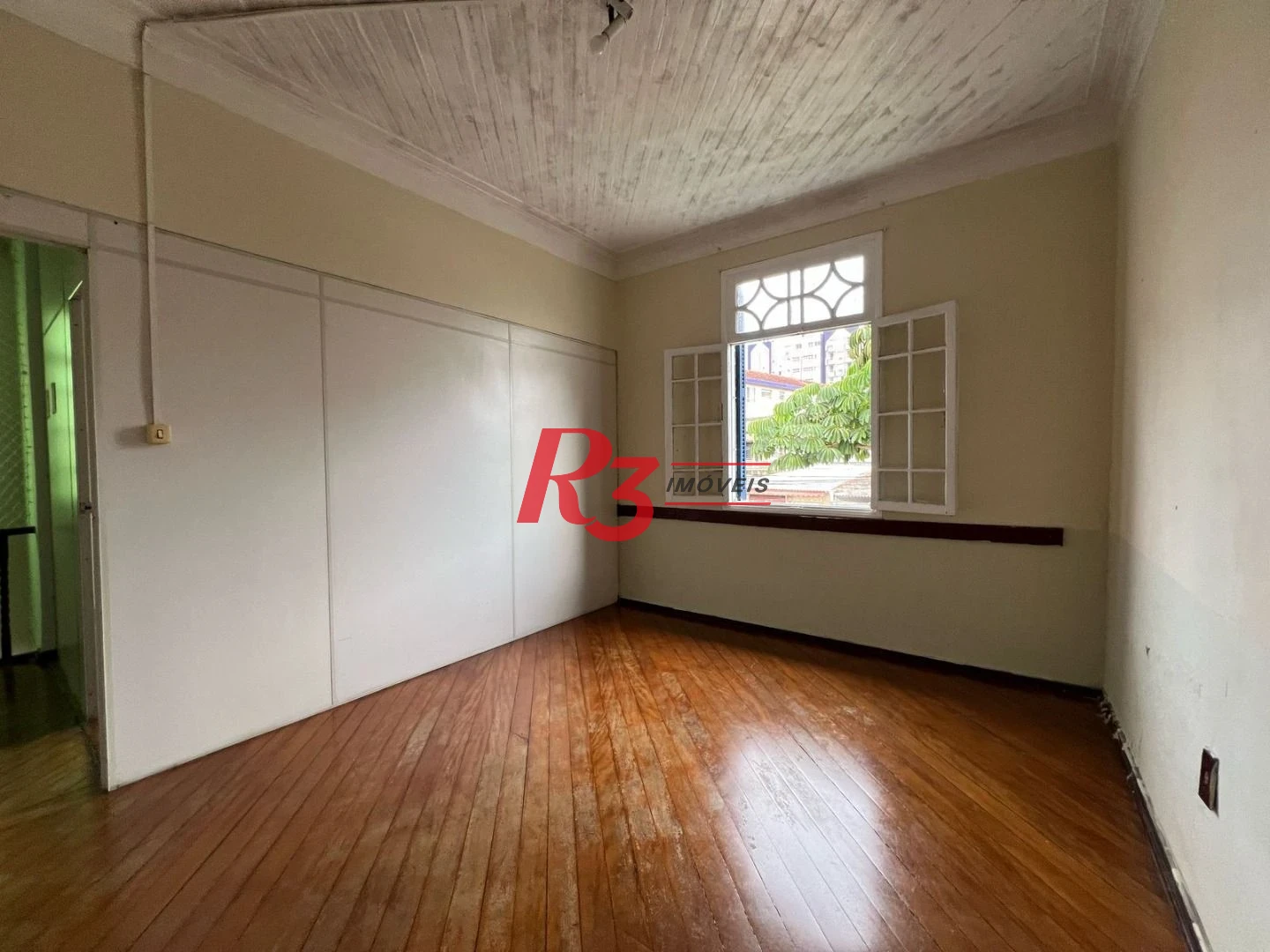 Sobrado com 3 dormitórios para alugar, 301 m² por R$ 8.592,00/mês - Vila Belmiro - Santos/SP