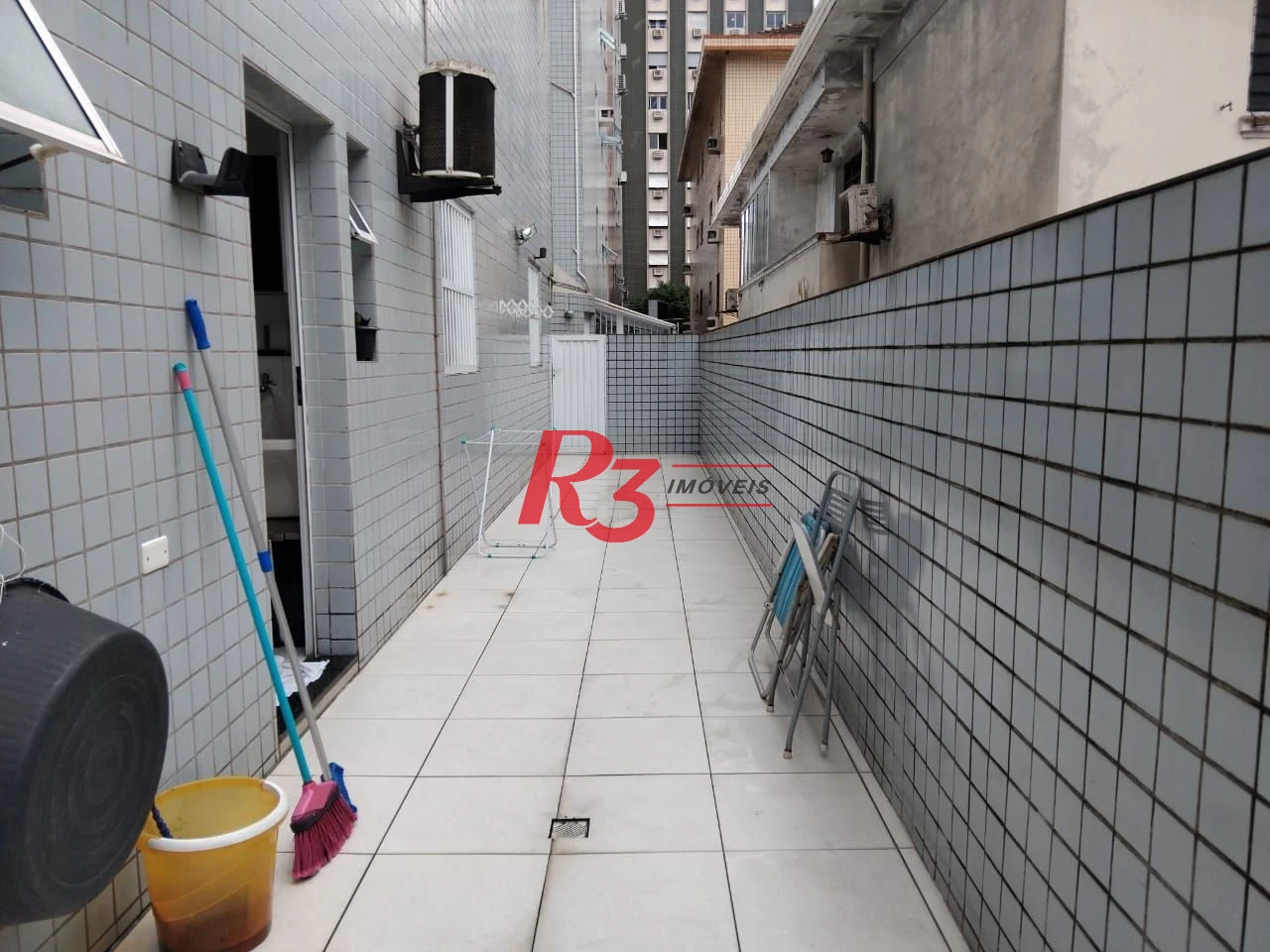 Apartamento com 3 dormitórios à venda, 90 m² por R$ 580.000,00 - Embaré - Santos/SP