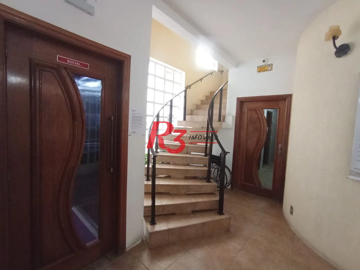 Kitnet com 1 dormitório à venda, 32 m² por R$ 290.000,00 - Ponta da Praia - Santos/SP