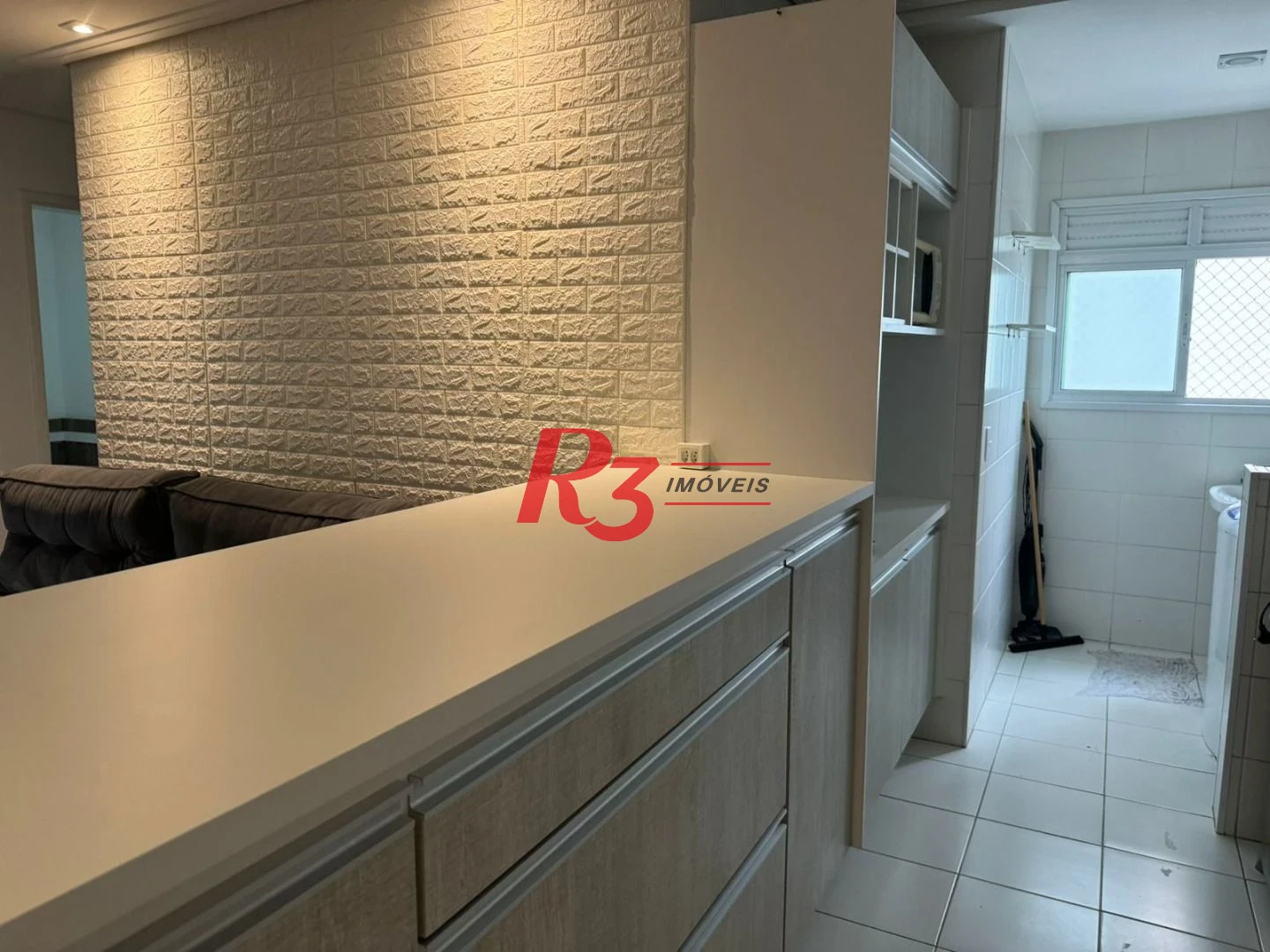 Apartamento com 3 dormitórios à venda, 77 m² por R$ 650.000,00 - Ponta da Praia - Santos/SP