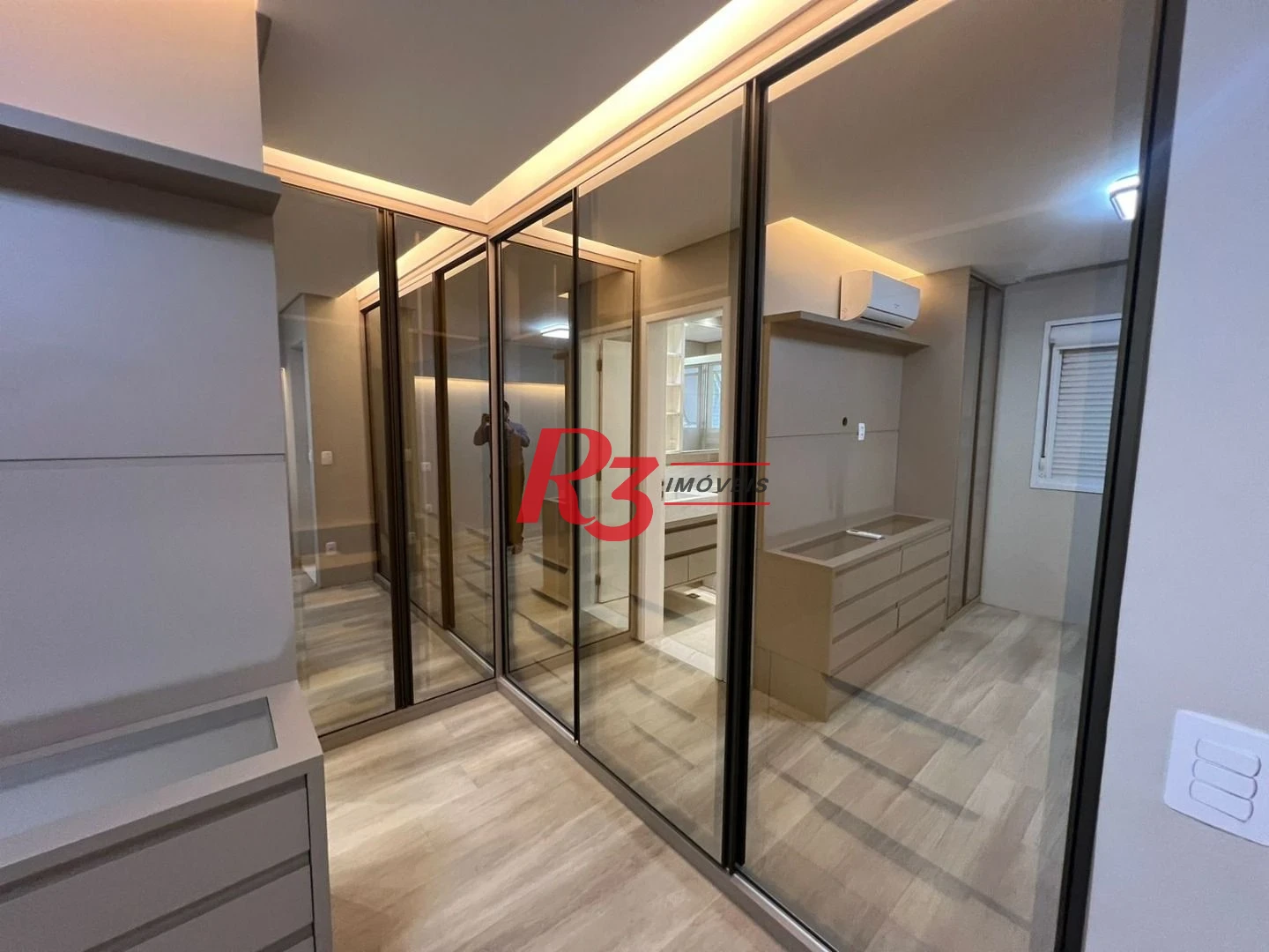 Apartamento com 3 dormitórios para alugar, 111 m² por R$ 9.500,00/mês - Ponta da Praia - Santos/SP