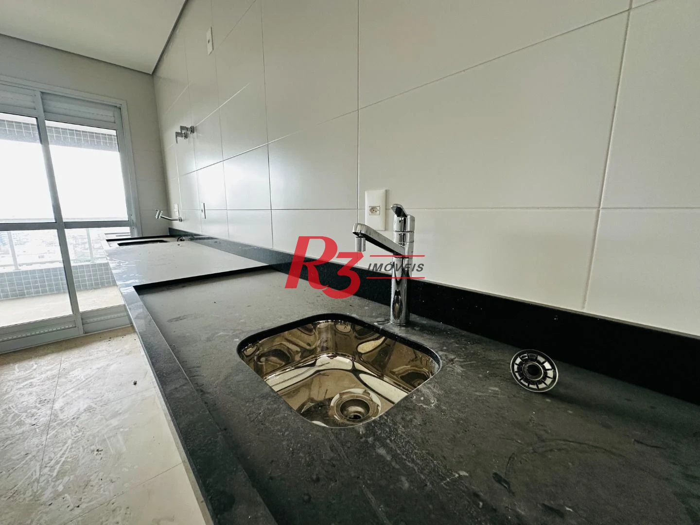 Apartamento com 1 dormitório à venda, 60 m² por R$ 770.000,00 - Boqueirão - Santos/SP