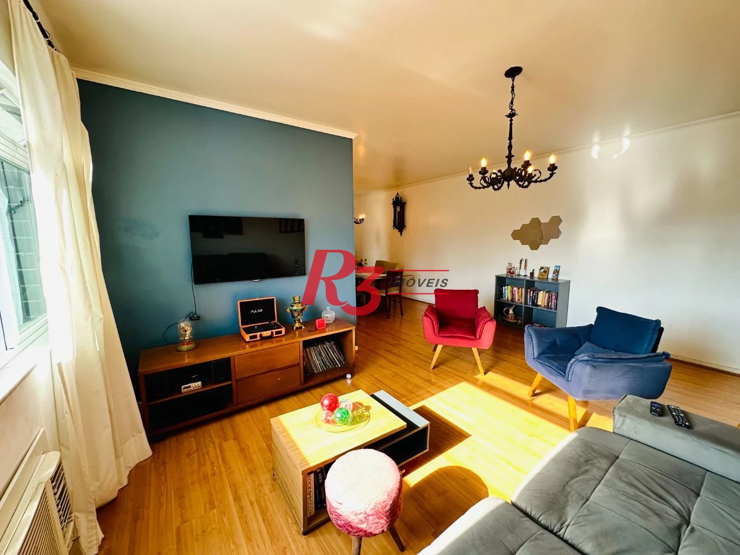 Apartamento com 3 dormitórios à venda, 175 m² por R$ 950.000,00 - Gonzaga - Santos/SP