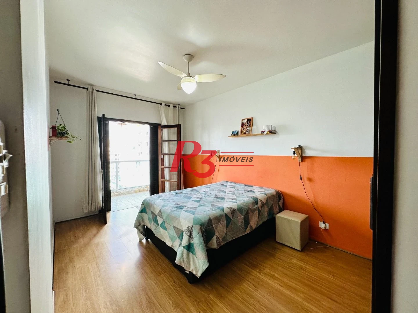 Apartamento com 3 dormitórios à venda, 175 m² por R$ 950.000,00 - Gonzaga - Santos/SP