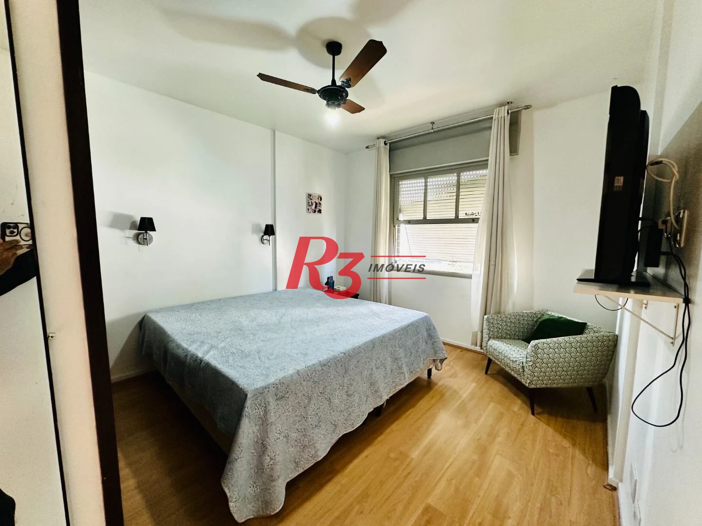Apartamento com 3 dormitórios à venda, 175 m² por R$ 950.000,00 - Gonzaga - Santos/SP