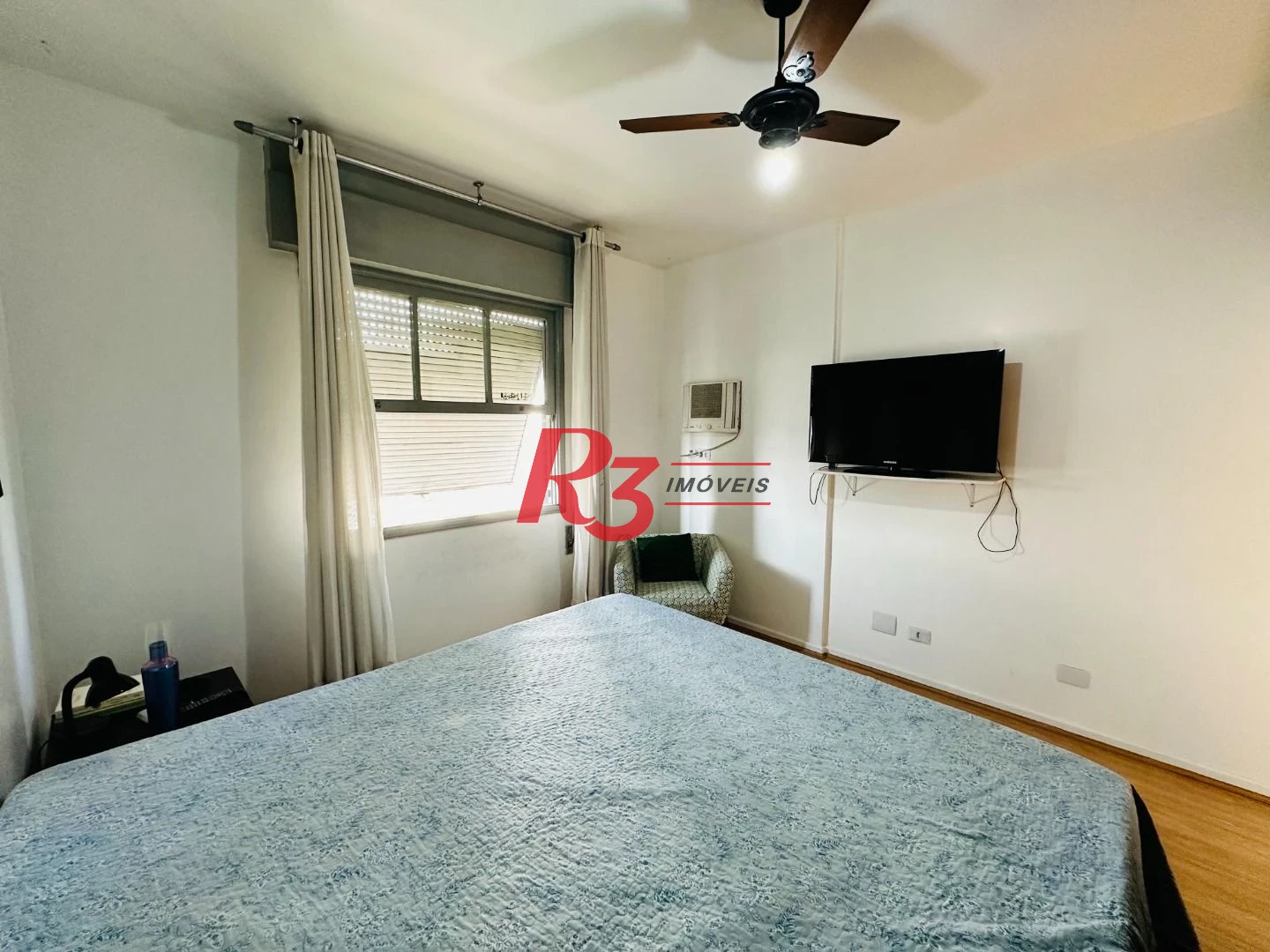 Apartamento com 3 dormitórios à venda, 175 m² por R$ 950.000,00 - Gonzaga - Santos/SP