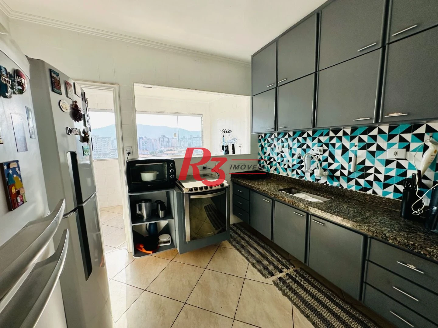 Apartamento com 3 dormitórios à venda, 175 m² por R$ 950.000,00 - Gonzaga - Santos/SP