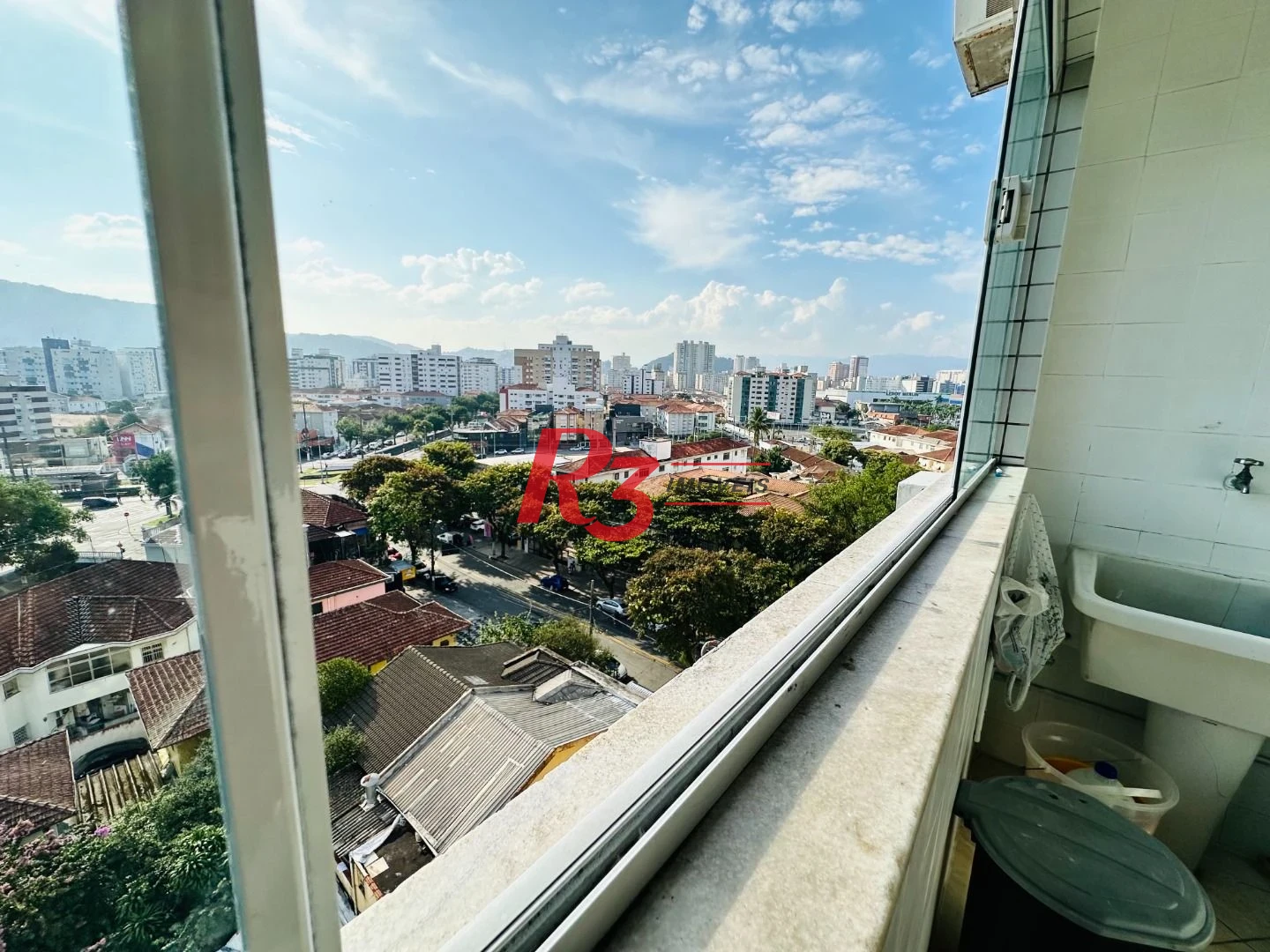 Apartamento com 3 dormitórios à venda, 175 m² por R$ 950.000,00 - Gonzaga - Santos/SP