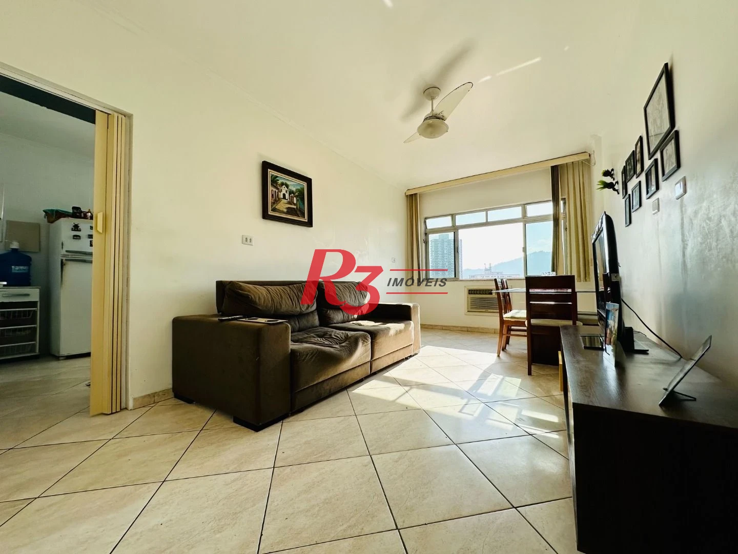 Apartamento com 3 dormitórios à venda, 175 m² por R$ 950.000,00 - Gonzaga - Santos/SP