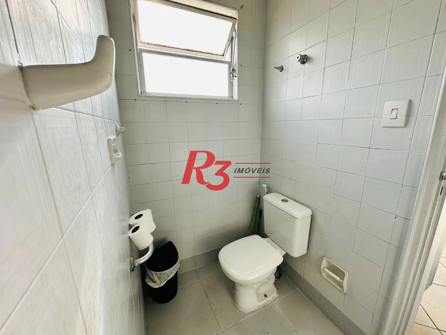 Apartamento com 3 dormitórios à venda, 175 m² por R$ 950.000,00 - Gonzaga - Santos/SP