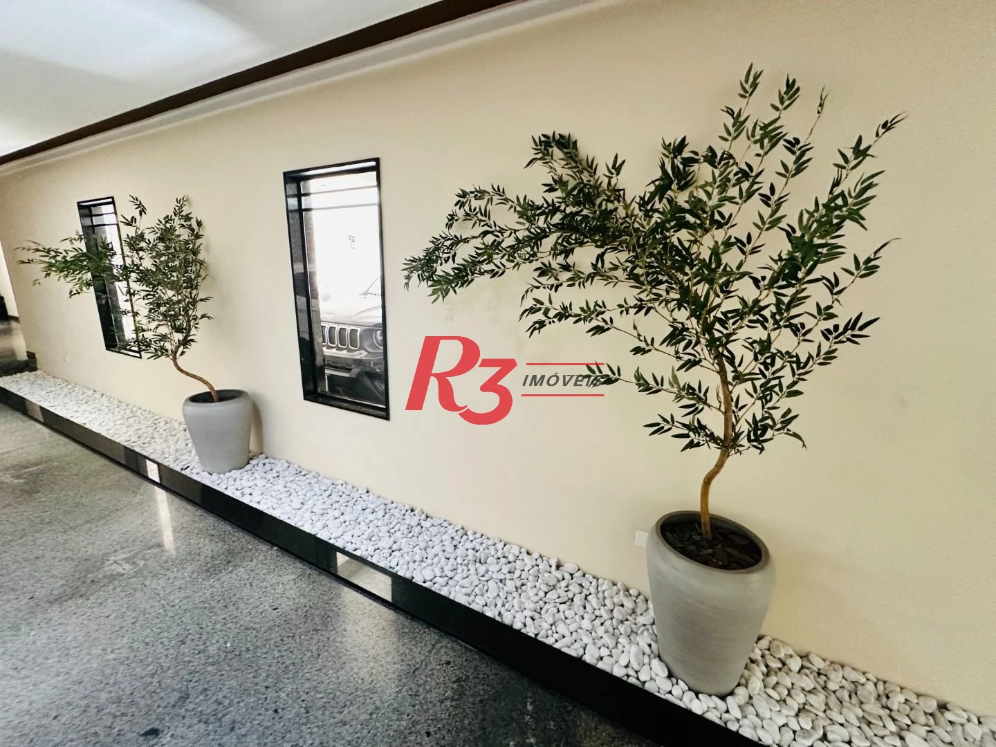 Apartamento com 3 dormitórios à venda, 175 m² por R$ 950.000,00 - Gonzaga - Santos/SP