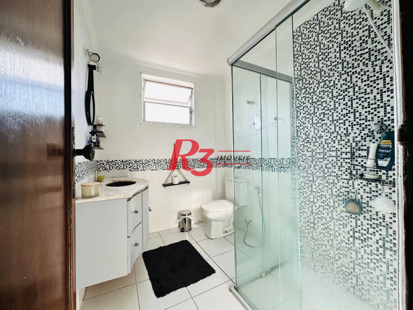 Apartamento com 3 dormitórios à venda, 175 m² por R$ 950.000,00 - Gonzaga - Santos/SP