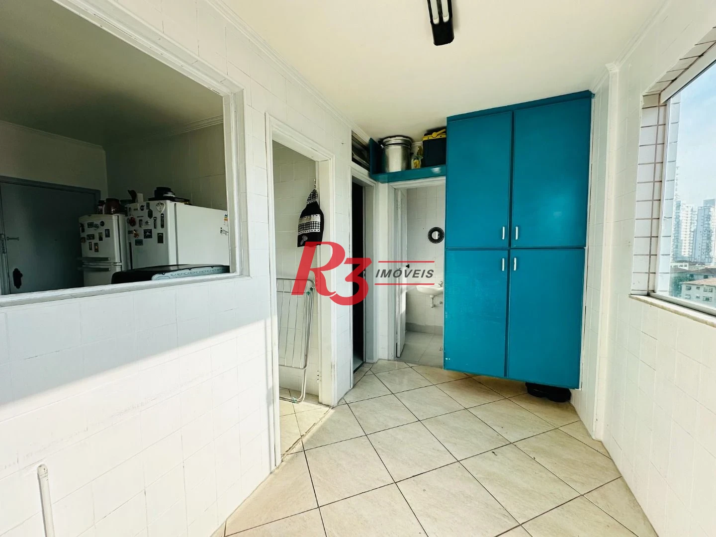 Apartamento com 3 dormitórios à venda, 175 m² por R$ 950.000,00 - Gonzaga - Santos/SP