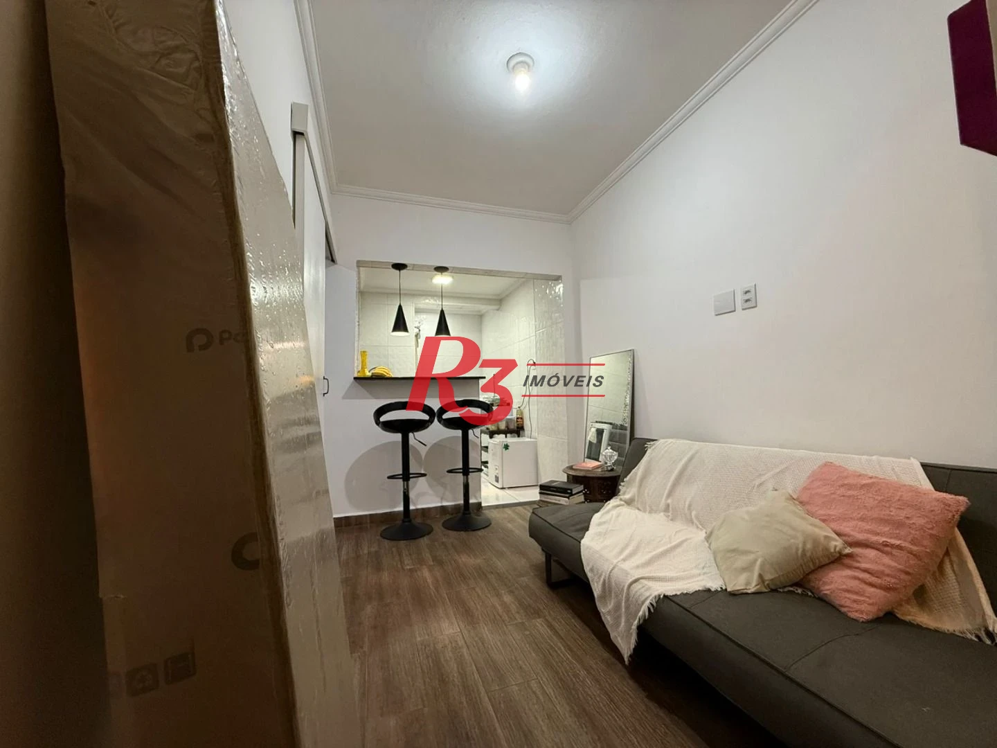 Apartamento com 1 dormitório à venda, 35 m² por R$ 325.000,00 - Gonzaga - Santos/SP