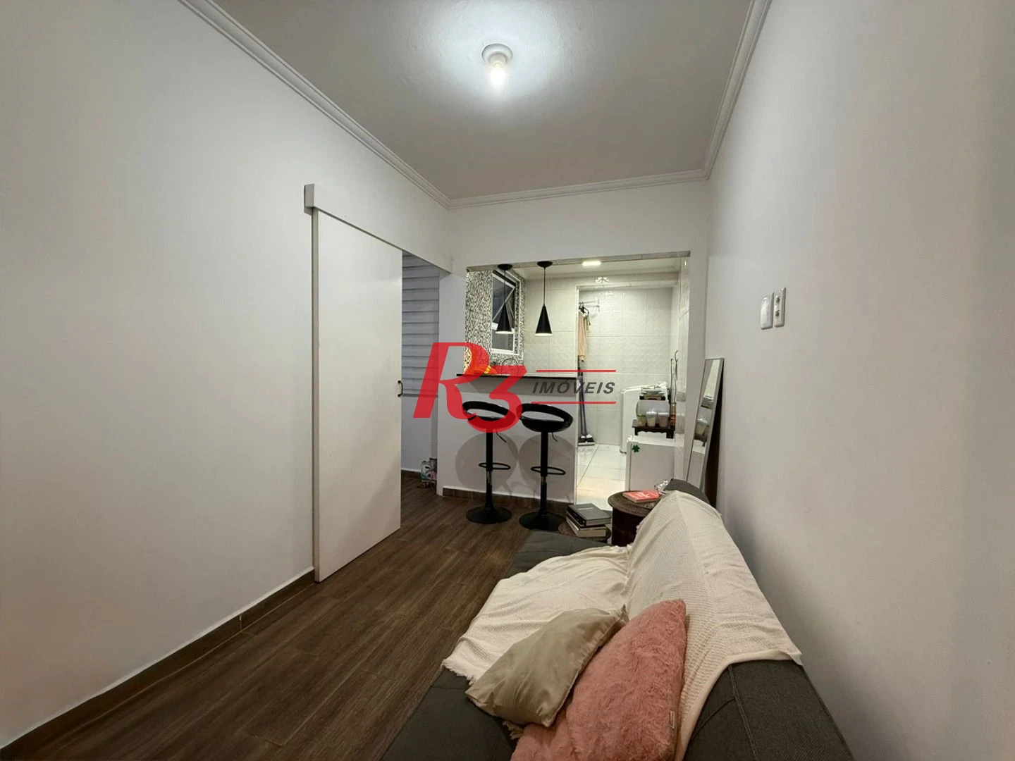 Apartamento com 1 dormitório à venda, 35 m² por R$ 325.000,00 - Gonzaga - Santos/SP