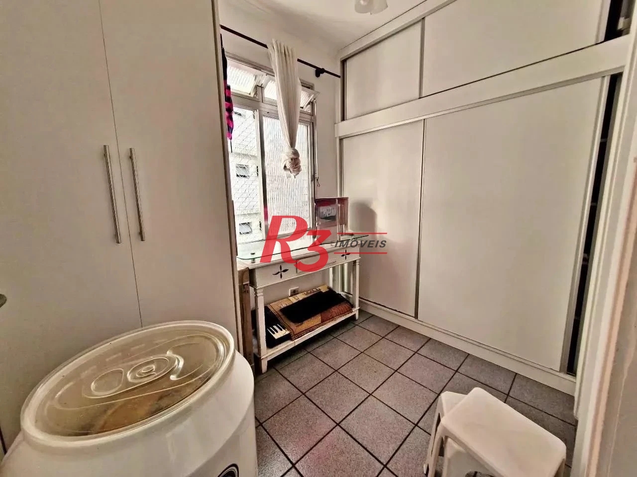 Apartamento com 3 dormitórios à venda, 187 m² por R$ 1.350.000,00 - Gonzaga - Santos/SP
