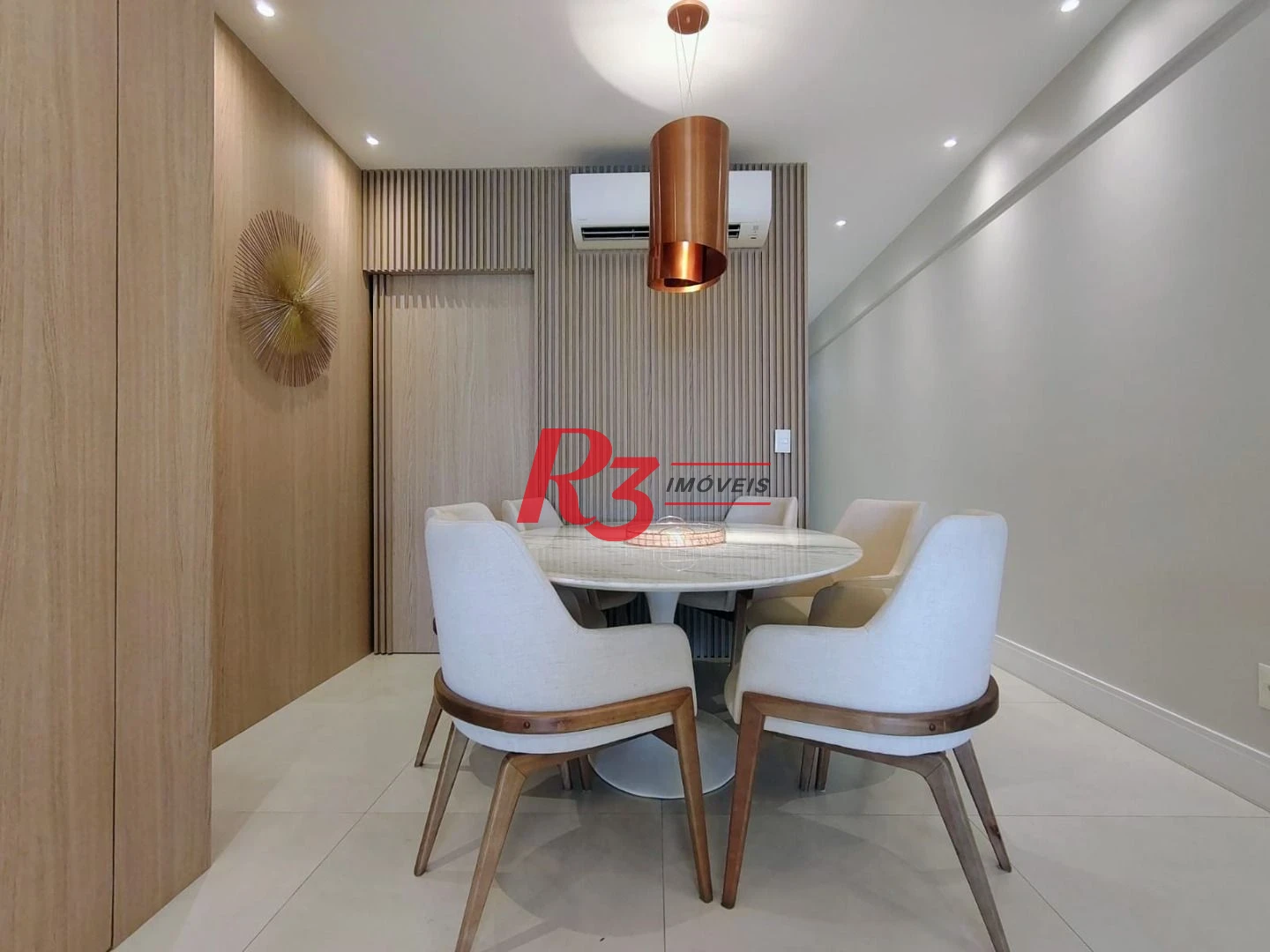 Apartamento com 3 dormitórios para alugar, 104 m² por R$ 14.500,00/mês - Gonzaga - Santos/SP