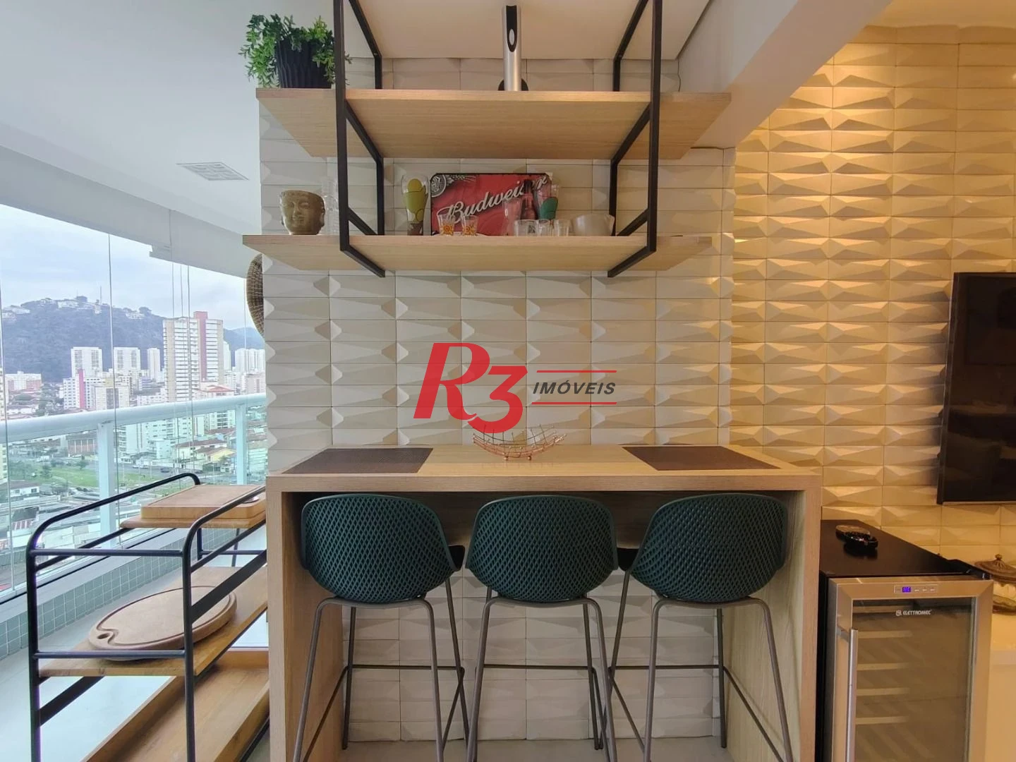Apartamento com 3 dormitórios para alugar, 104 m² por R$ 14.500,00/mês - Gonzaga - Santos/SP
