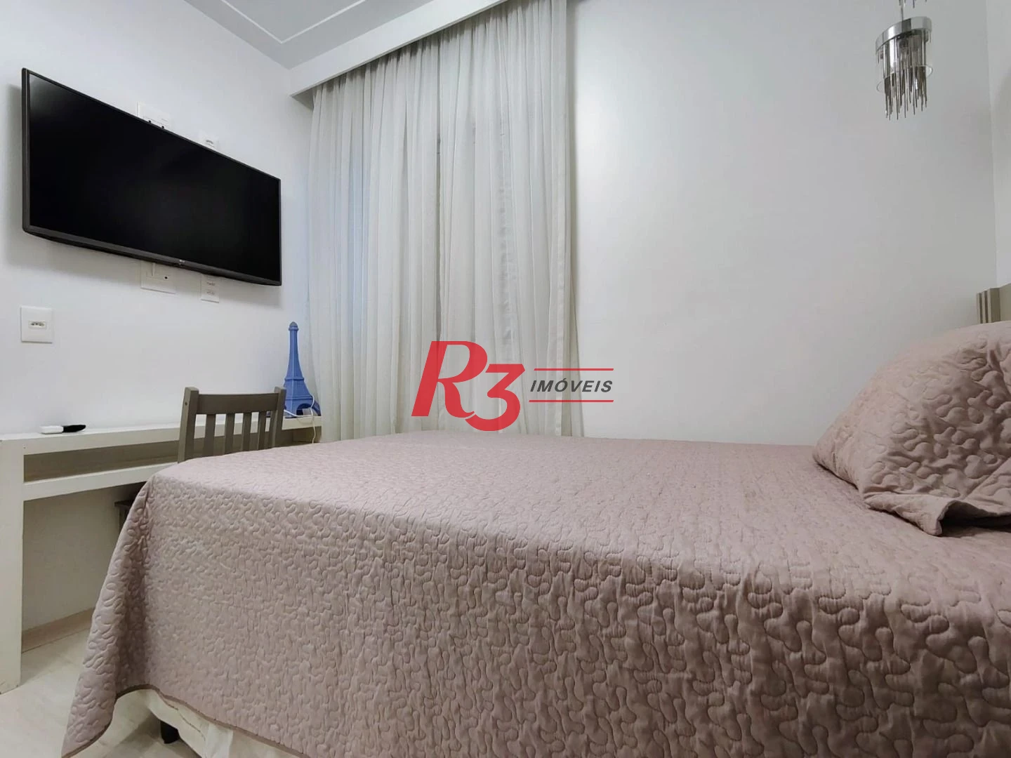 Apartamento com 3 dormitórios para alugar, 104 m² por R$ 14.500,00/mês - Gonzaga - Santos/SP