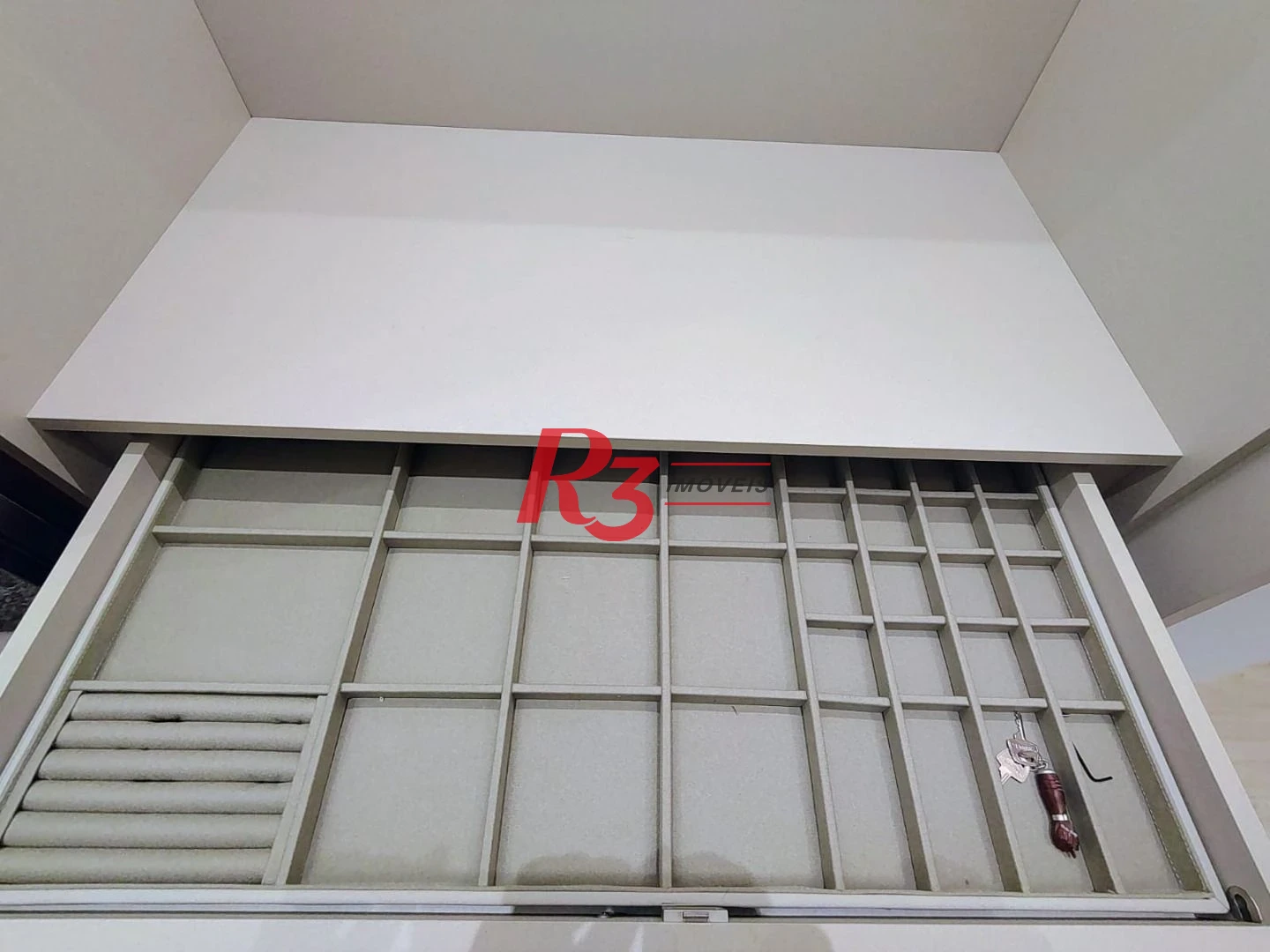 Apartamento com 3 dormitórios para alugar, 104 m² por R$ 14.500,00/mês - Gonzaga - Santos/SP