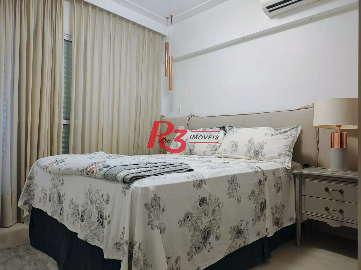 Apartamento com 3 dormitórios para alugar, 104 m² por R$ 14.500,00/mês - Gonzaga - Santos/SP