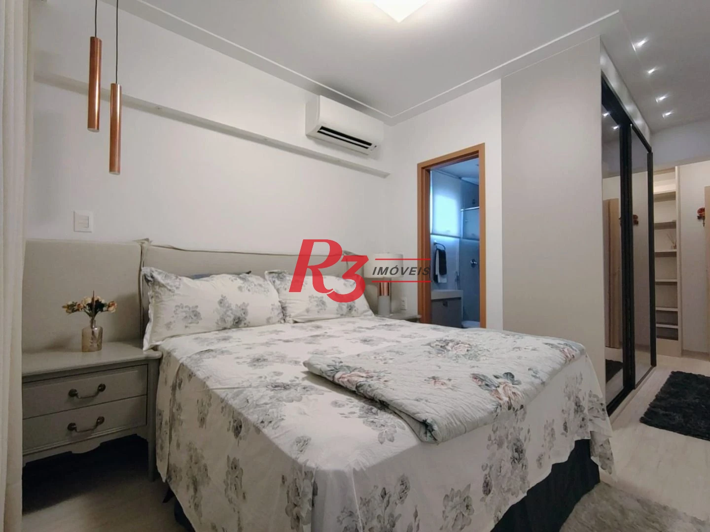 Apartamento com 3 dormitórios para alugar, 104 m² por R$ 14.500,00/mês - Gonzaga - Santos/SP