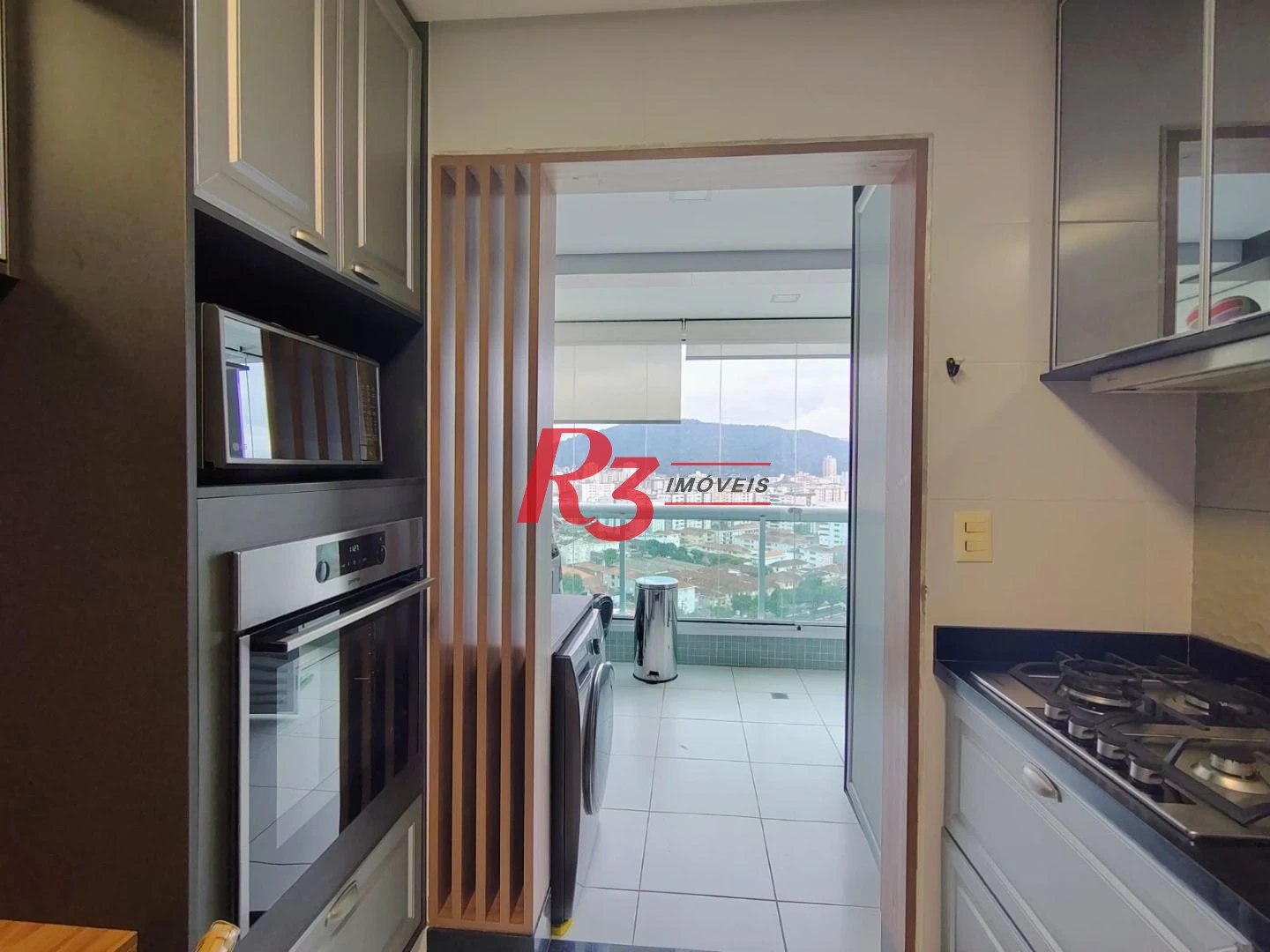 Apartamento com 3 dormitórios para alugar, 104 m² por R$ 14.500,00/mês - Gonzaga - Santos/SP