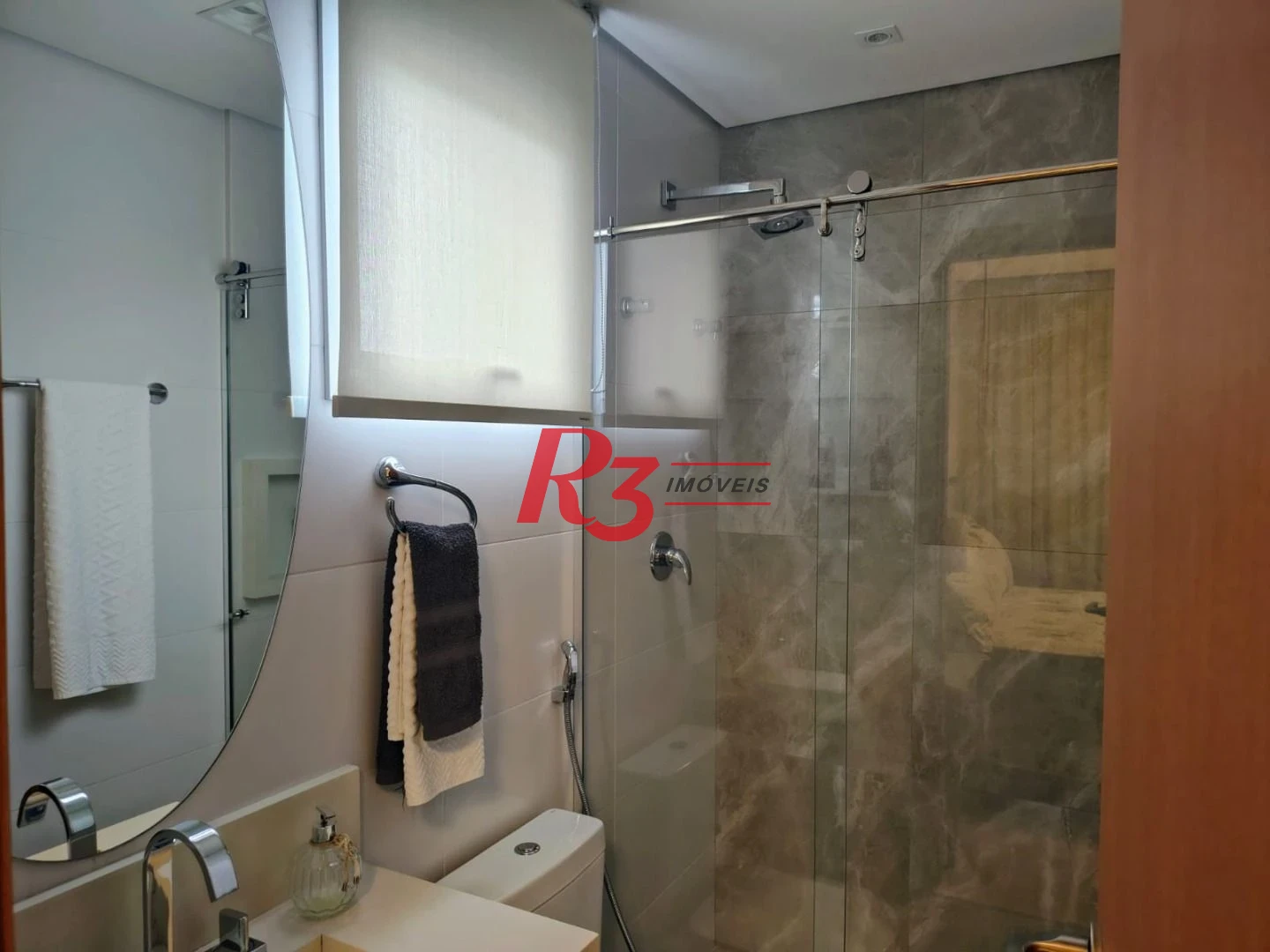 Apartamento com 3 dormitórios para alugar, 104 m² por R$ 14.500,00/mês - Gonzaga - Santos/SP