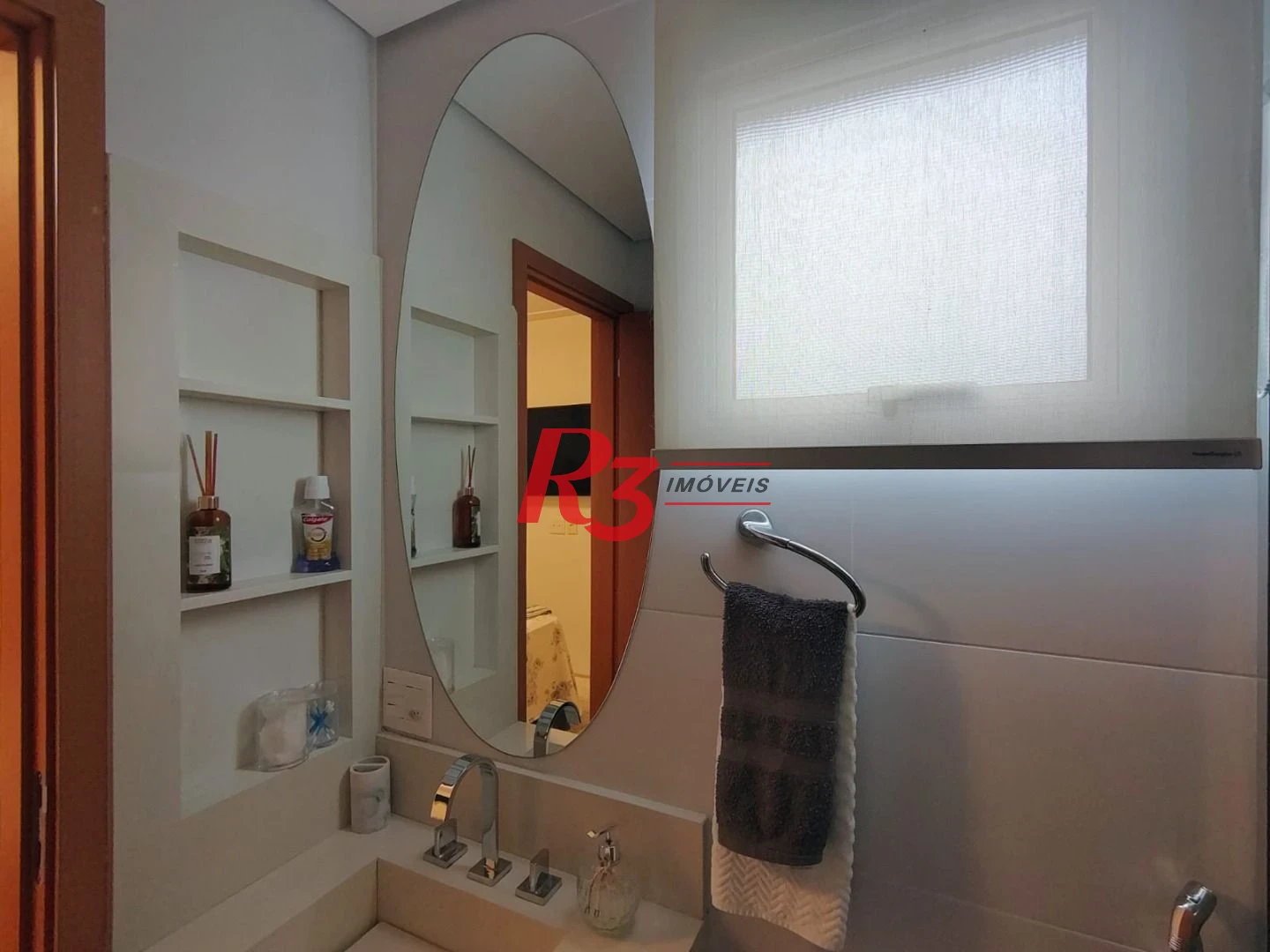 Apartamento com 3 dormitórios para alugar, 104 m² por R$ 14.500,00/mês - Gonzaga - Santos/SP