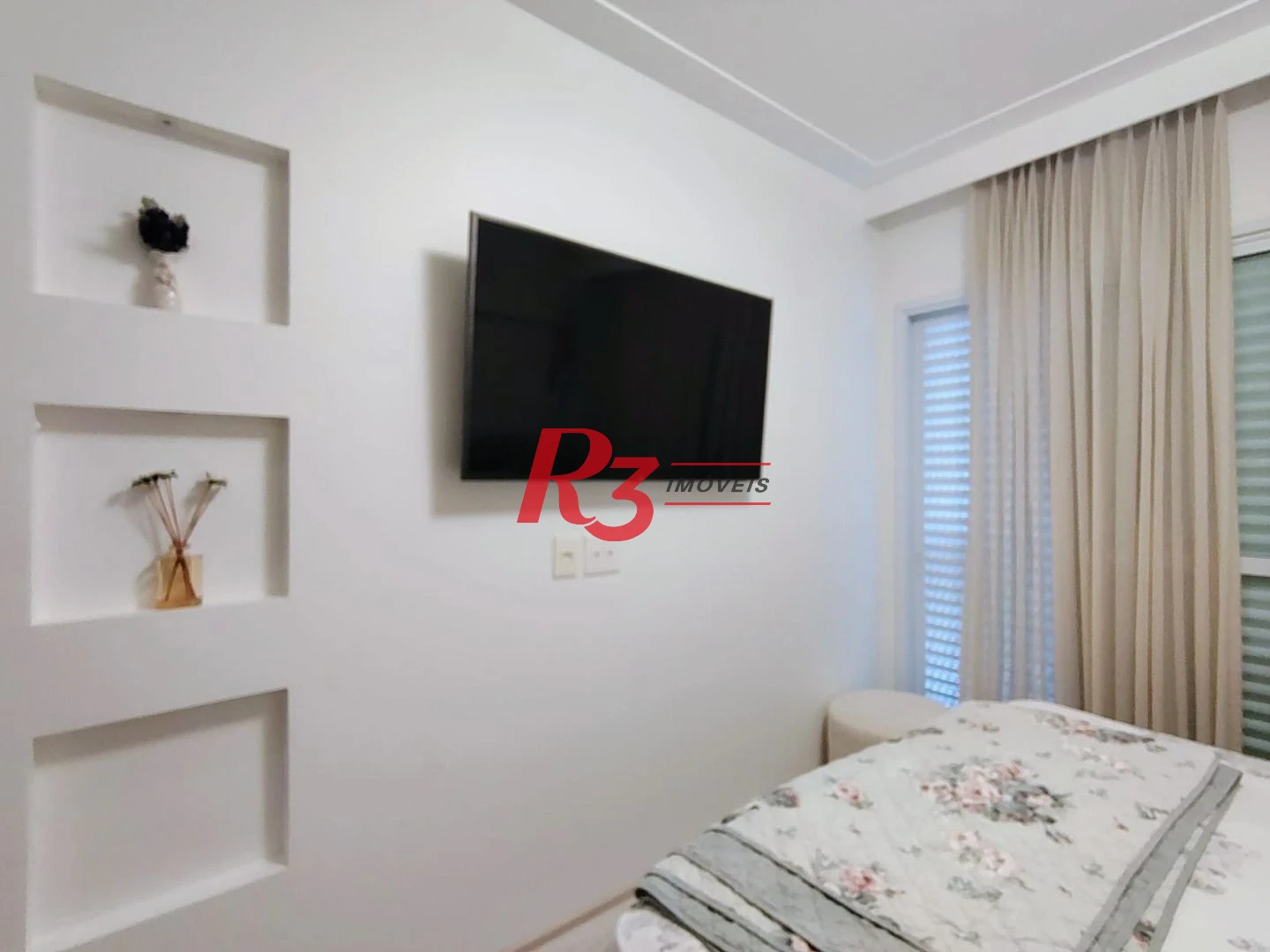 Apartamento com 3 dormitórios para alugar, 104 m² por R$ 14.500,00/mês - Gonzaga - Santos/SP