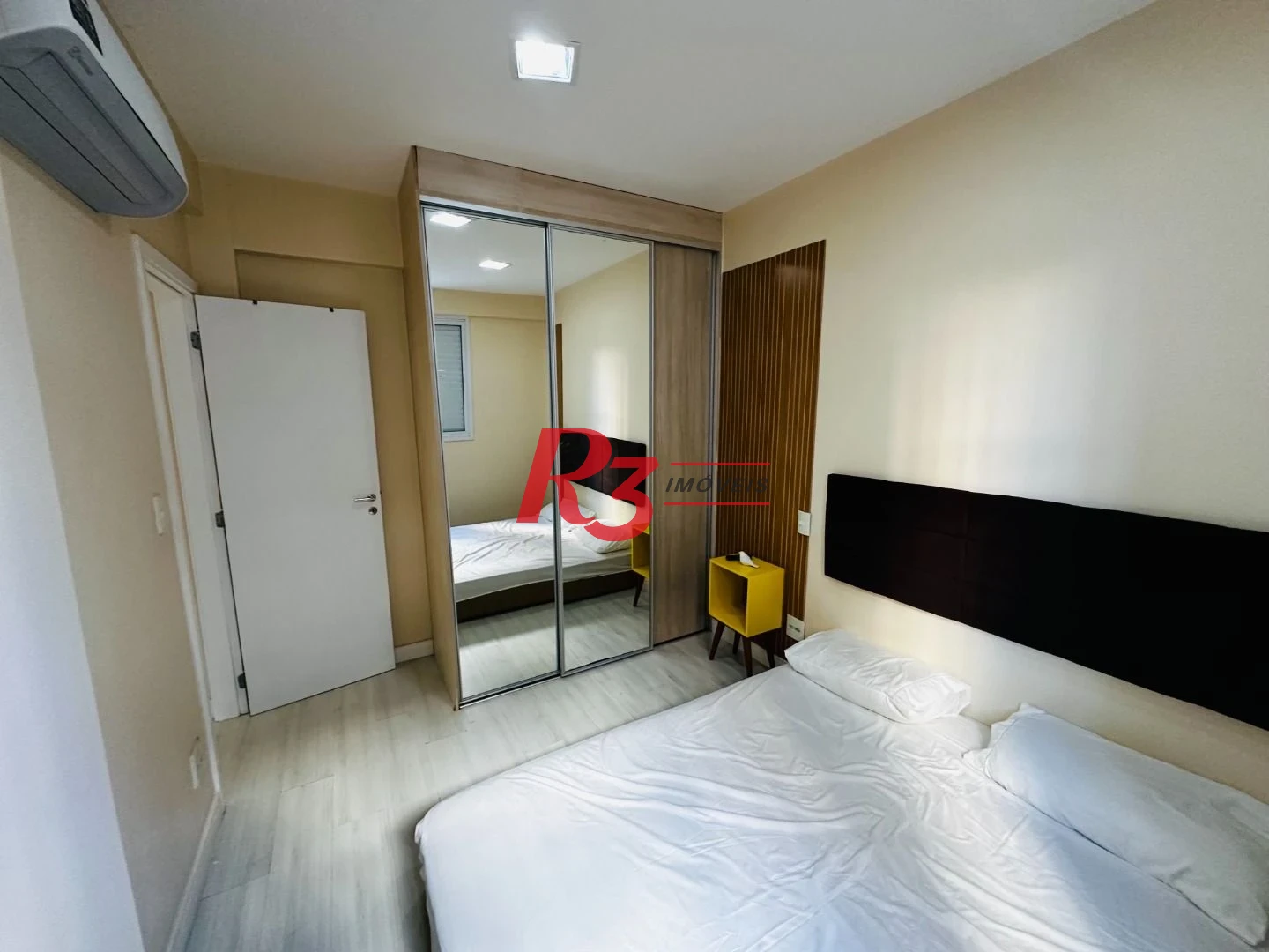 Apartamento com 1 dormitório, 44 m² - venda por R$ 650.000,00 ou aluguel por R$ 4.300,00/mês - Ponta da Praia - Santos/SP