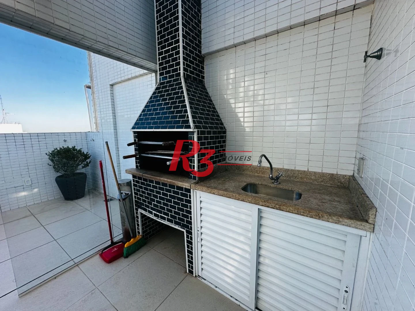 Apartamento com 1 dormitório, 44 m² - venda por R$ 650.000,00 ou aluguel por R$ 4.300,00/mês - Ponta da Praia - Santos/SP