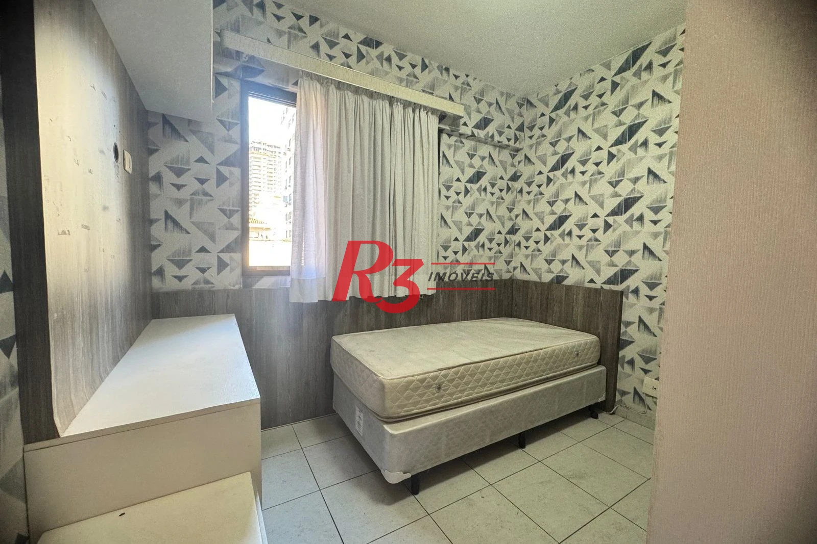 Apartamento com 3 dormitórios à venda, 111 m² por R$ 1.200.000,00 - Ponta da Praia - Santos/SP