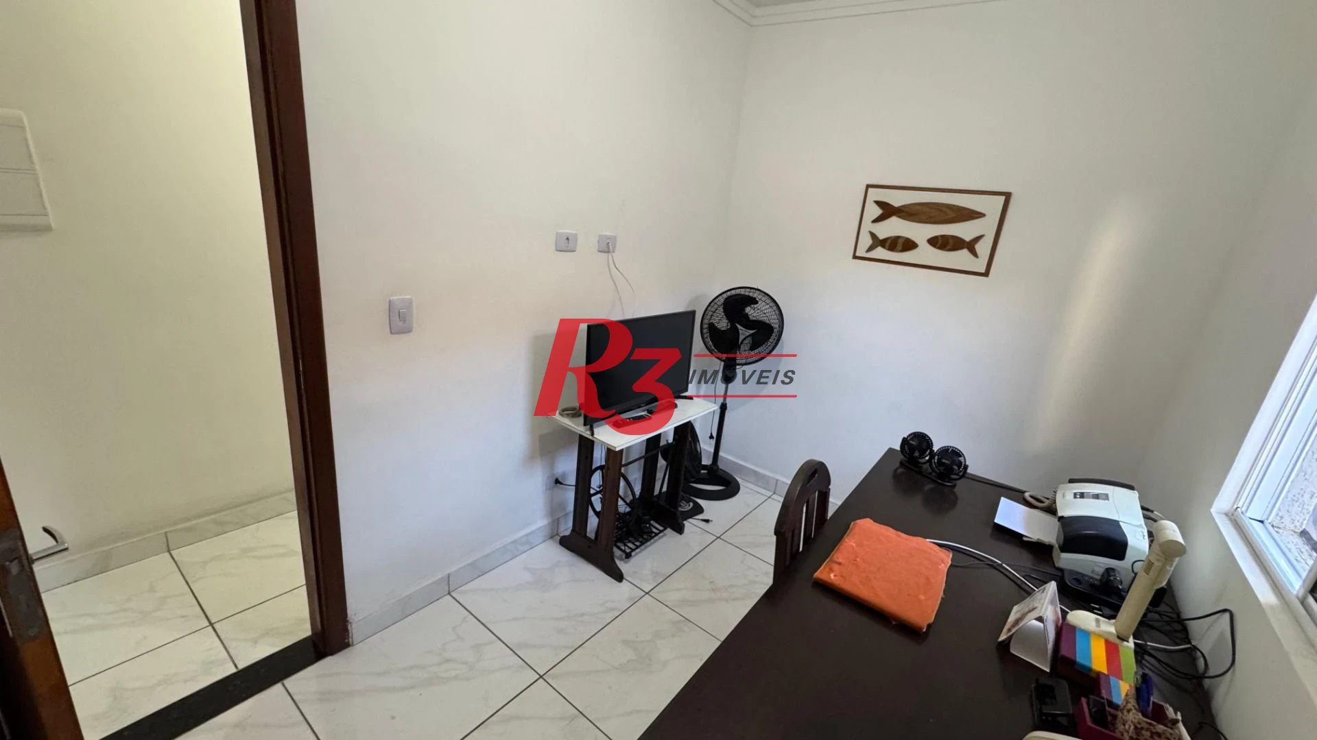 Casa com 3 dormitórios à venda, 119 m² por R$ 530.000,00 - Vila Valença - São Vicente/SP
