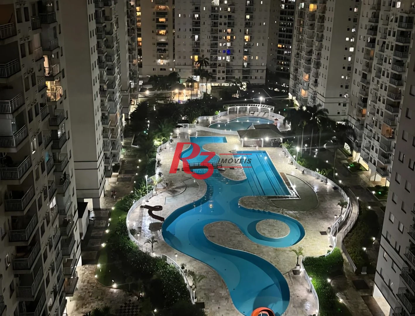Apartamento com 3 dormitórios à venda, 84 m² por R$ 800.000,00 - Marapé - Santos/SP