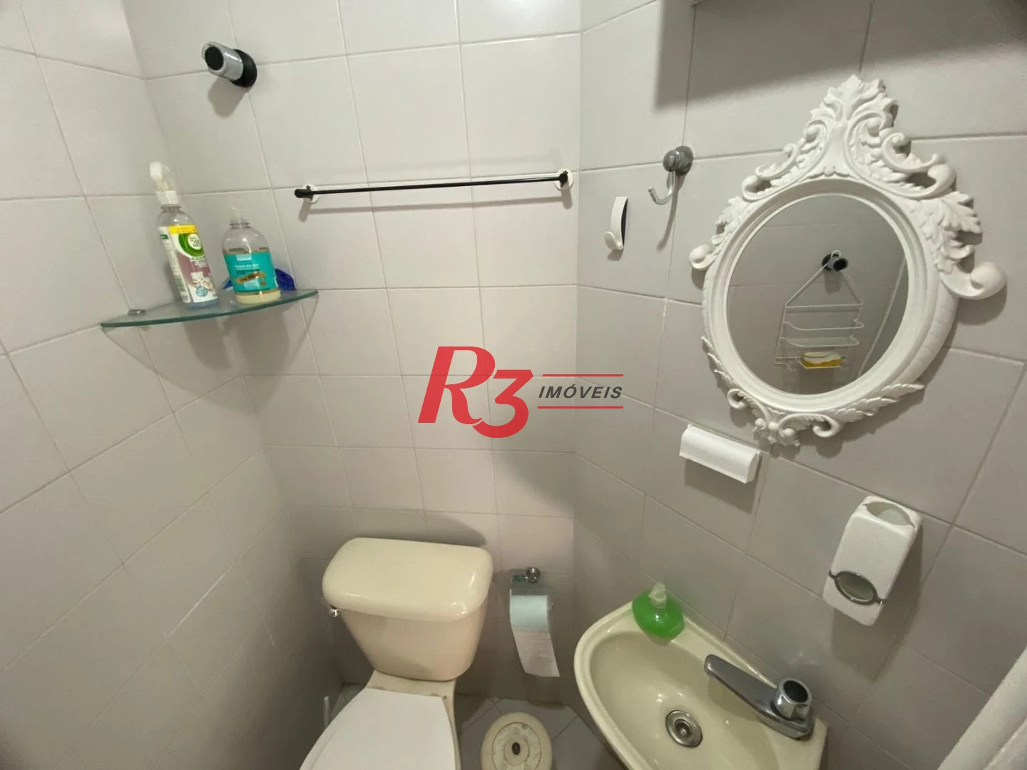 Apartamento com 2 dormitórios para alugar, 71 m² por R$ 3.700,02/mês - Vila Matias - Santos/SP
