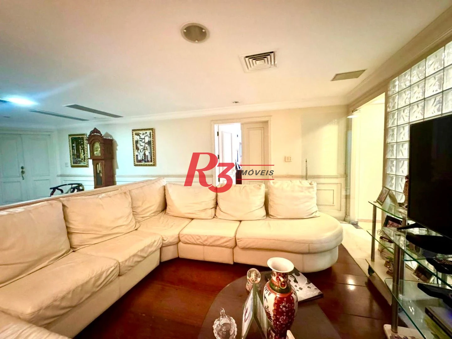 Cobertura com piscina e 4 dormitórios para alugar, 746 m² por R$ 20.000/mês - Gonzaga - Santos/SP