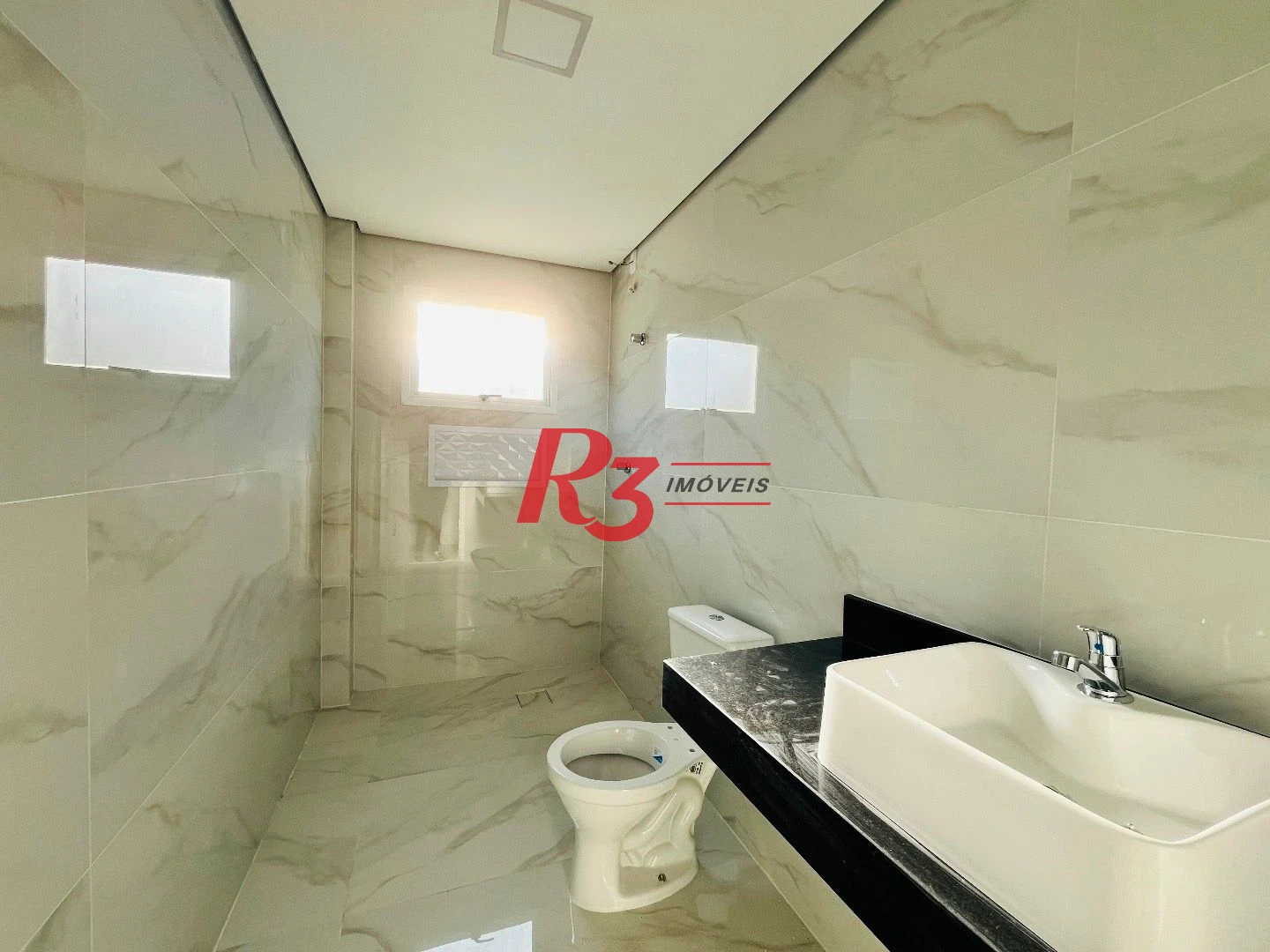 Casa com 3 dormitórios à venda, 176 m² por R$ 1.600.000,00 - Boqueirão - Santos/SP