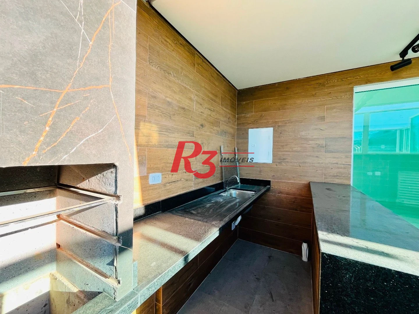 Casa com 3 dormitórios à venda, 176 m² por R$ 1.600.000,00 - Boqueirão - Santos/SP