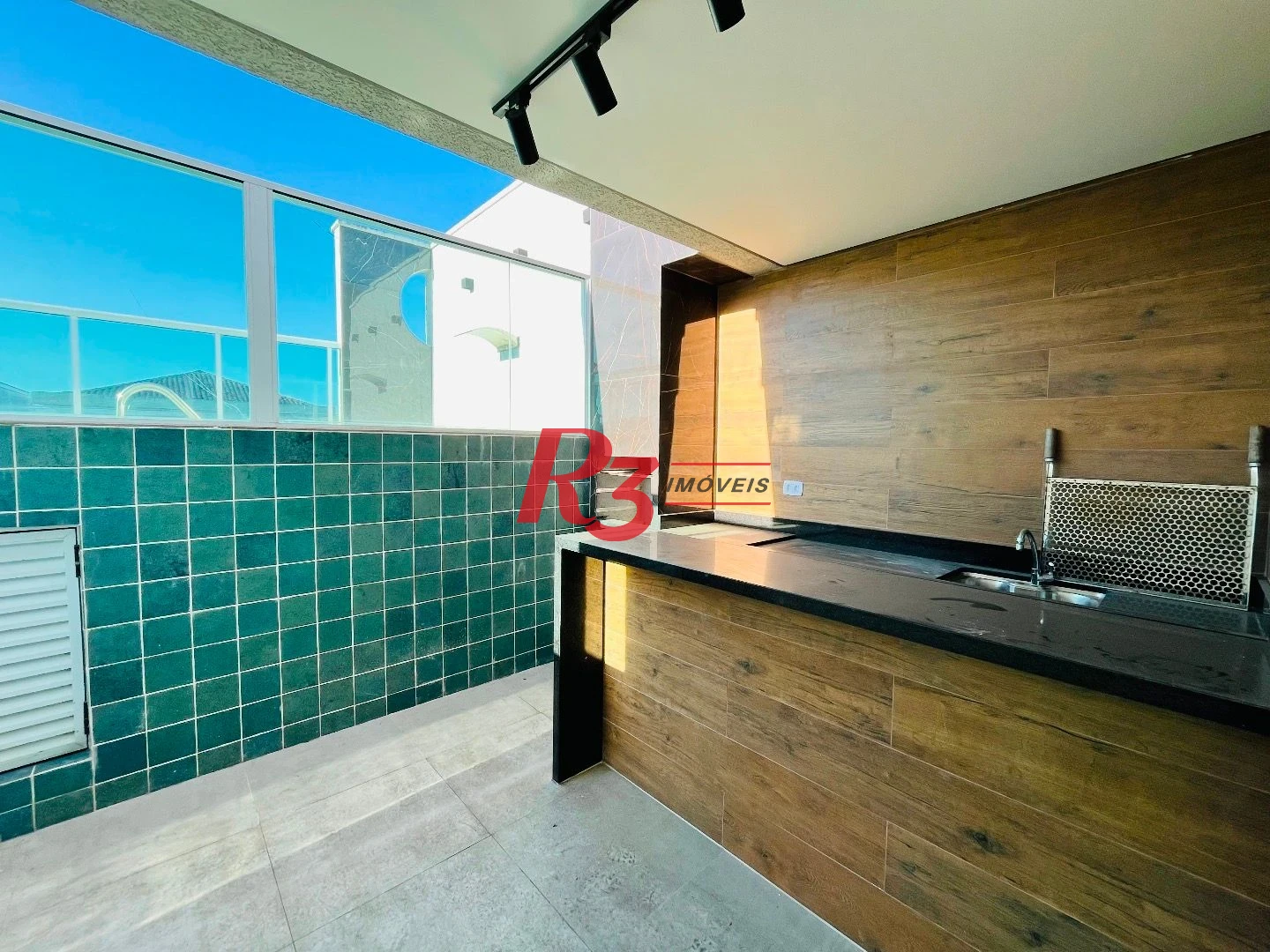 Casa com 3 dormitórios à venda, 176 m² por R$ 1.600.000,00 - Boqueirão - Santos/SP