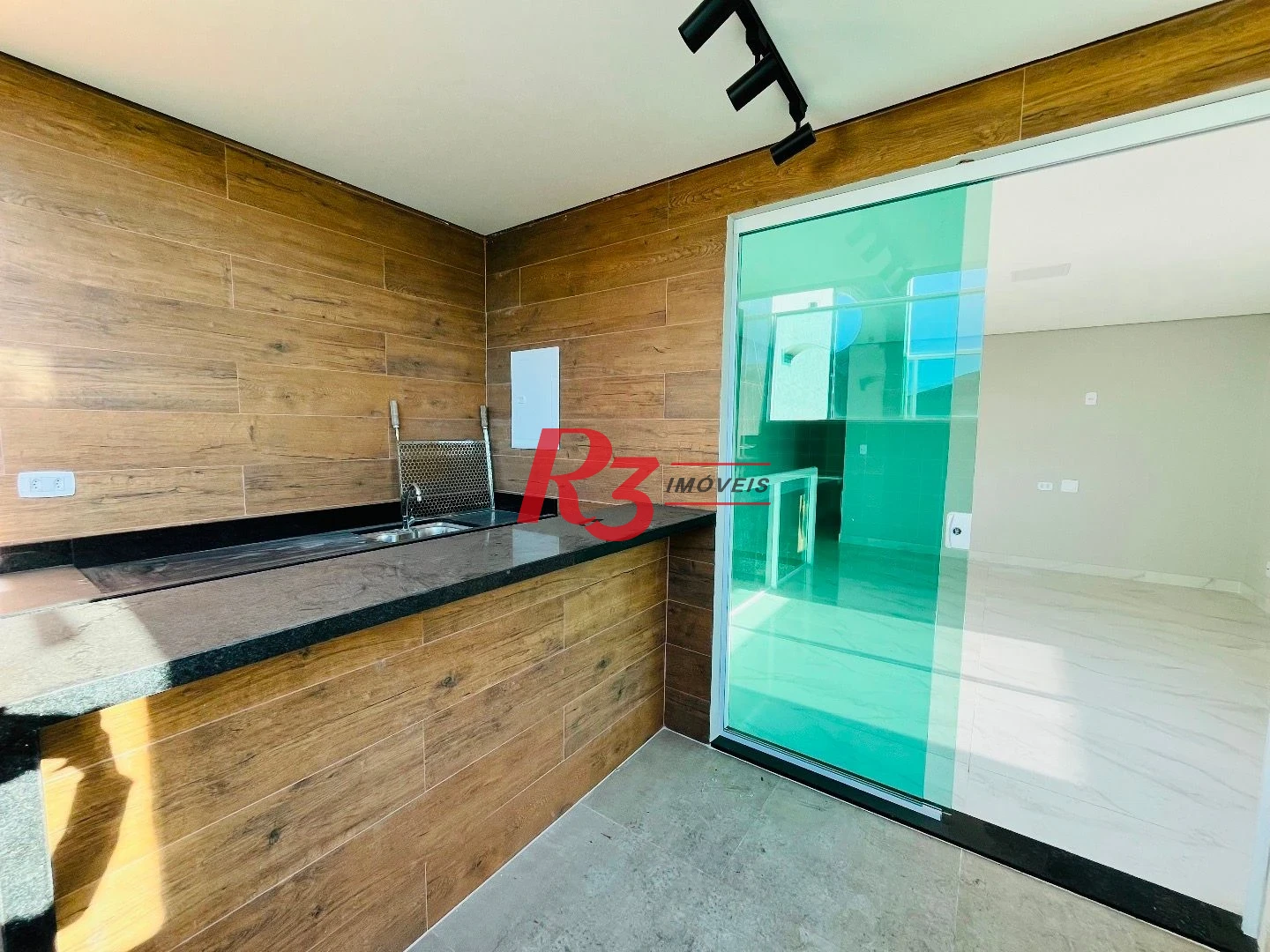 Casa com 3 dormitórios à venda, 176 m² por R$ 1.600.000,00 - Boqueirão - Santos/SP