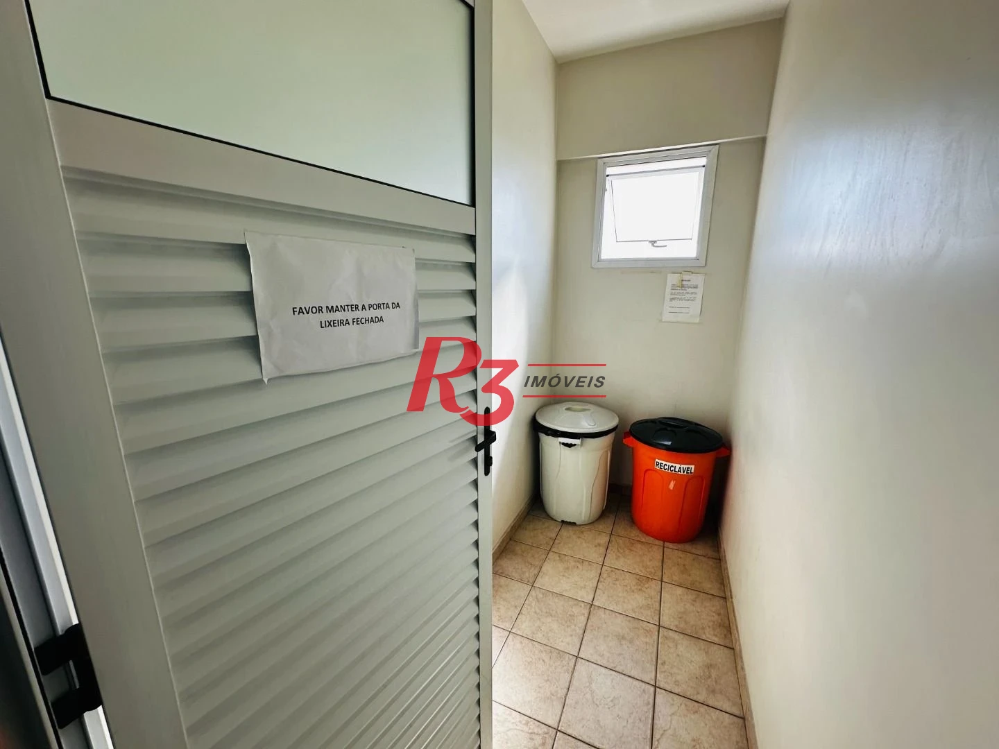 Apartamento com 1 dormitório à venda, 50 m² por R$ 520.000,00 - Gonzaga - Santos/SP