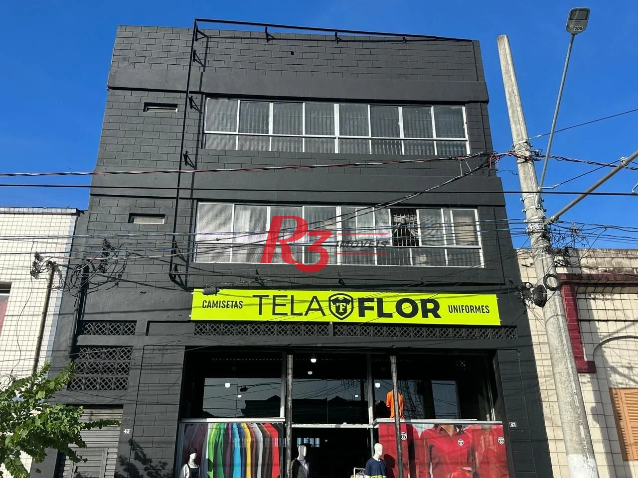 Loja Excelente Construção na  Vila Matias - Santos/SP