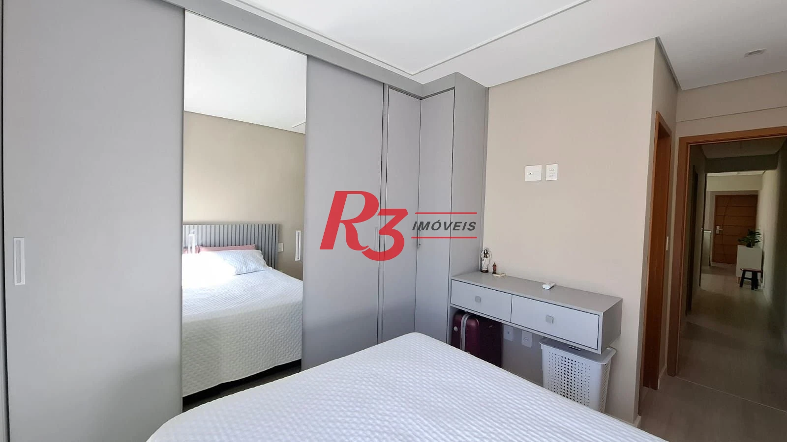 Apartamento com 2 dormitórios à venda, 54 m² por R$ 525.000,00 - Campo Grande - Santos/SP